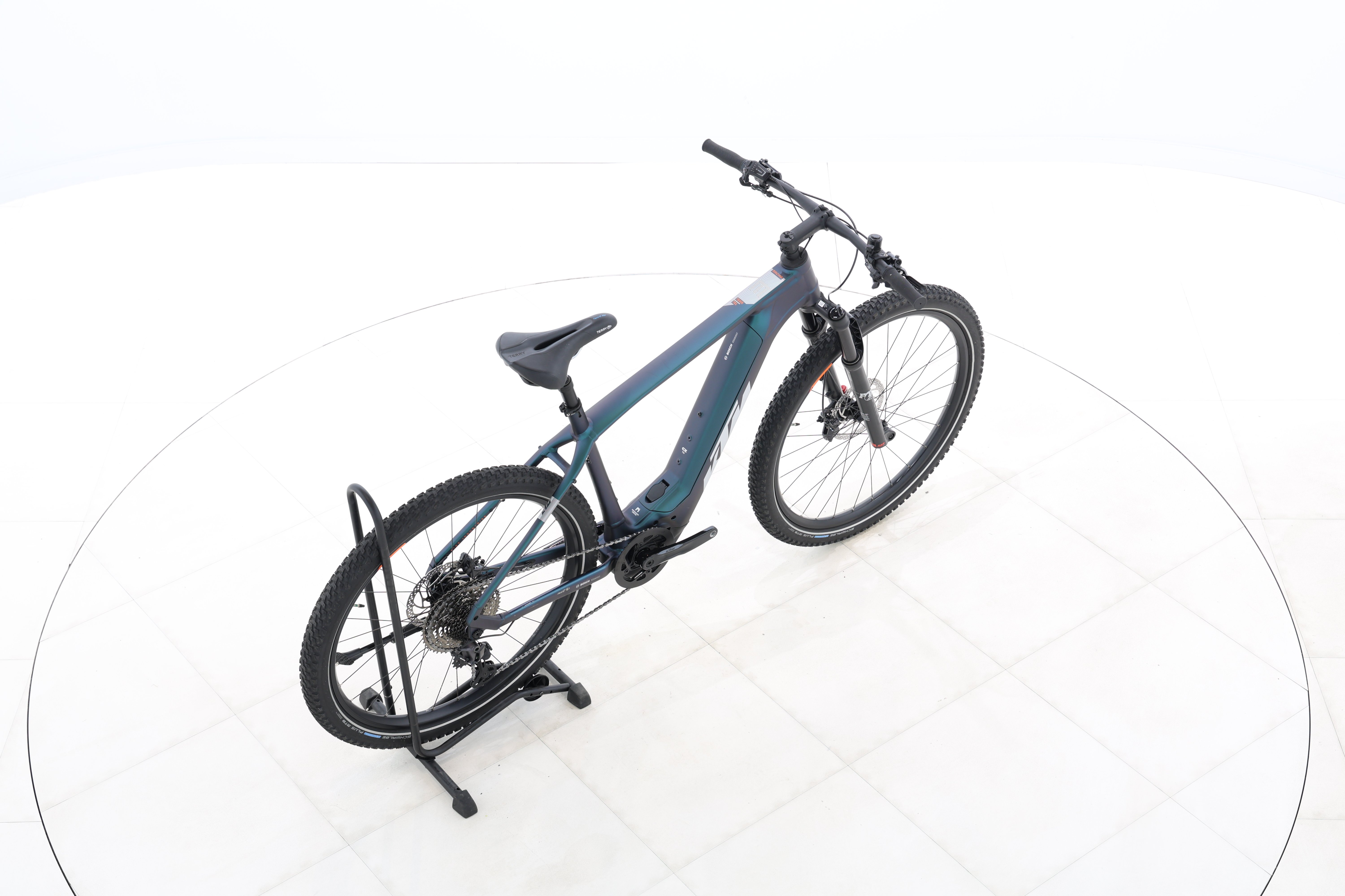 e4f17563-4c4f-4a02-96d1-4eef2f05a2f5