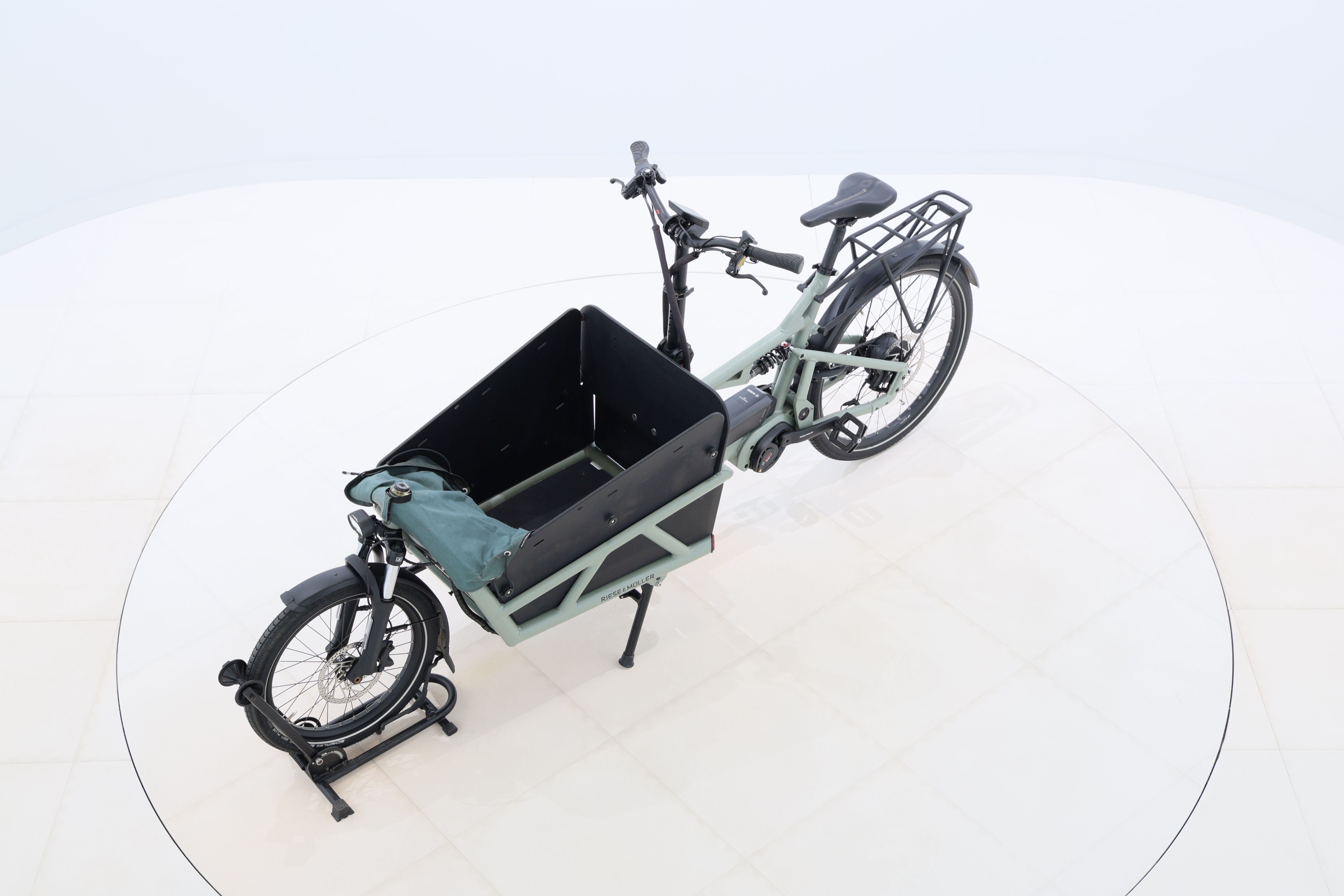 f1eef5a6-10c8-4425-9a5d-87e727683c61