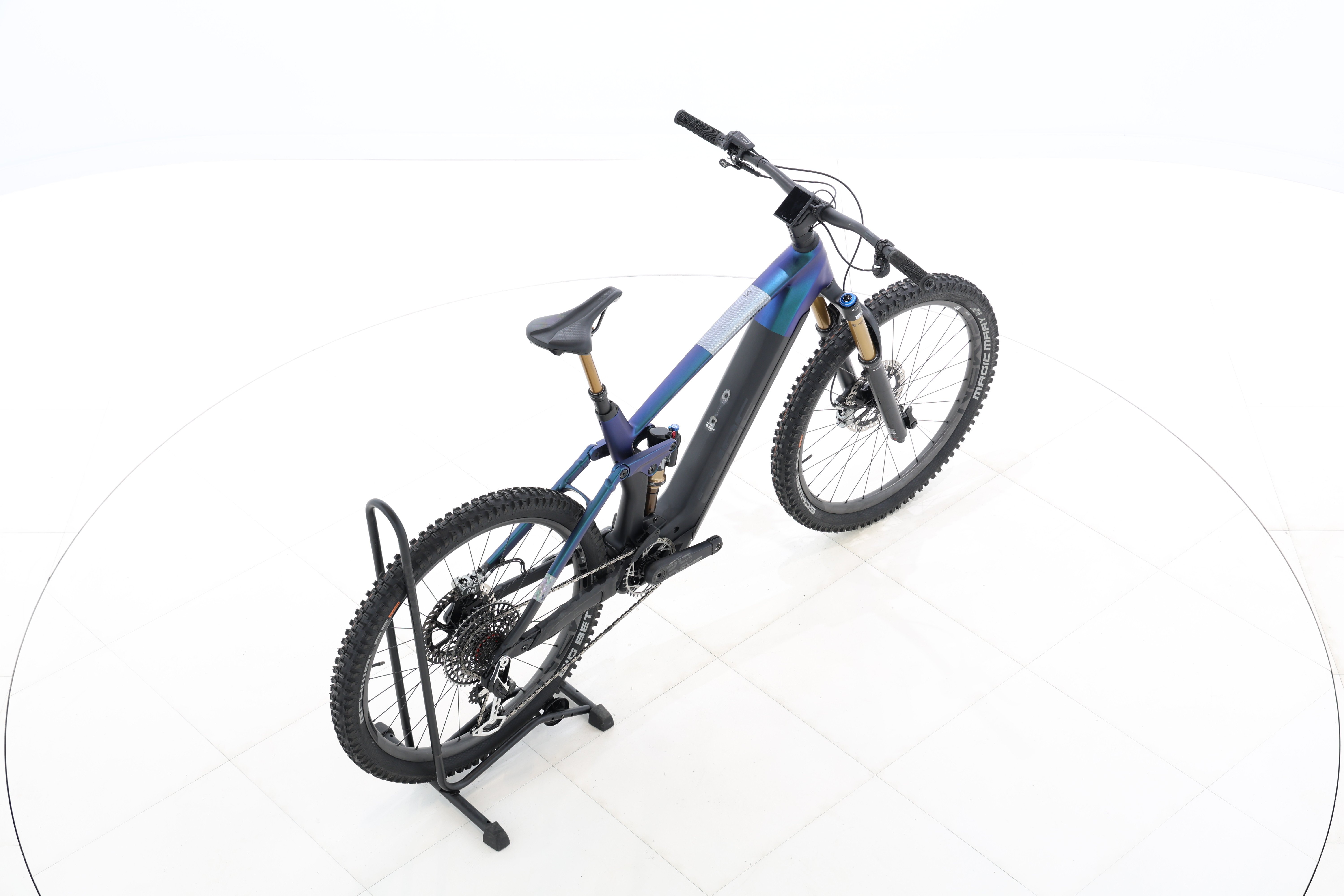 59c28bb2-d48d-4883-b65a-48e120e72a35