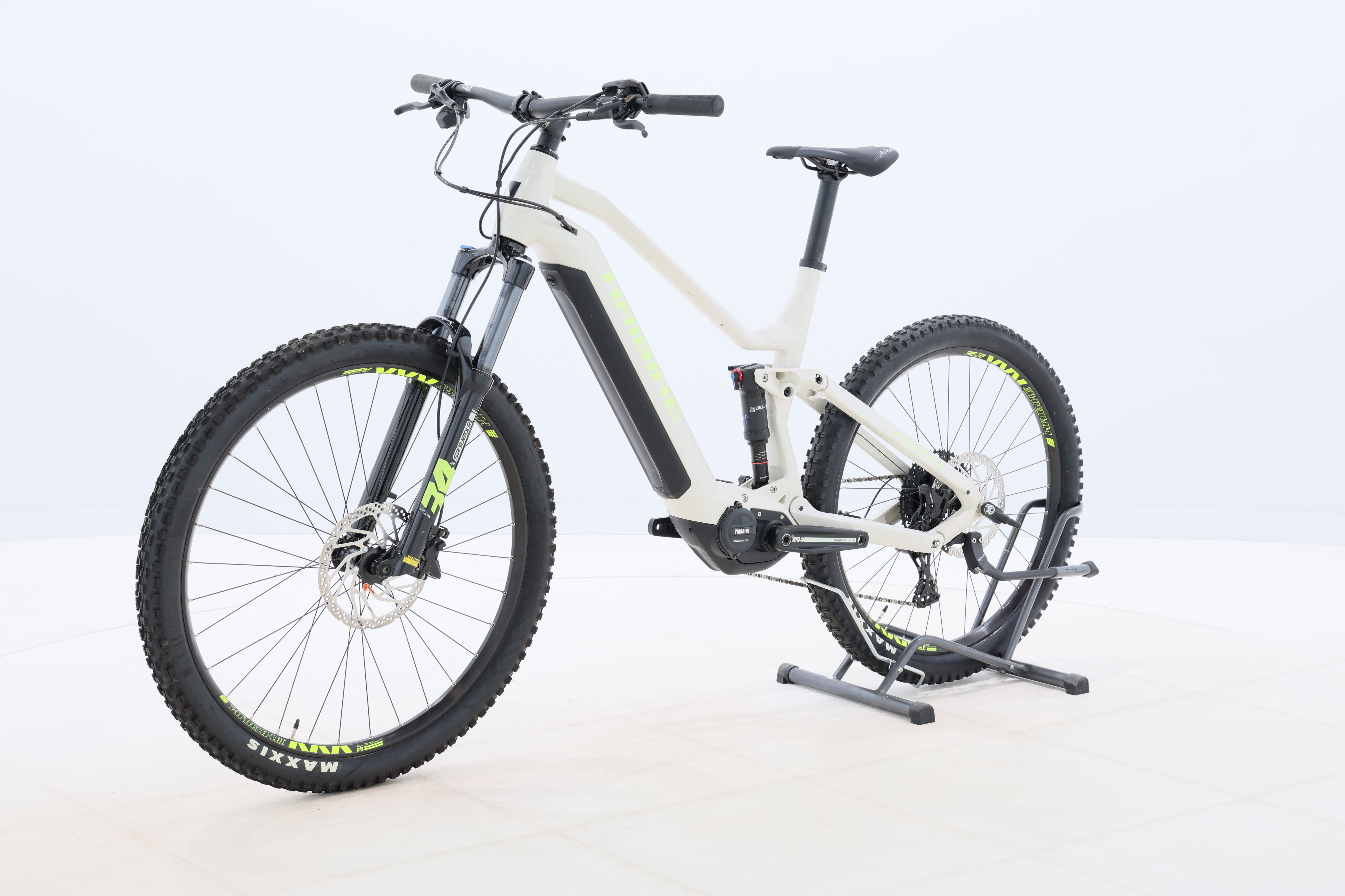 08686271-4d99-488d-a7bf-7e86a872c633