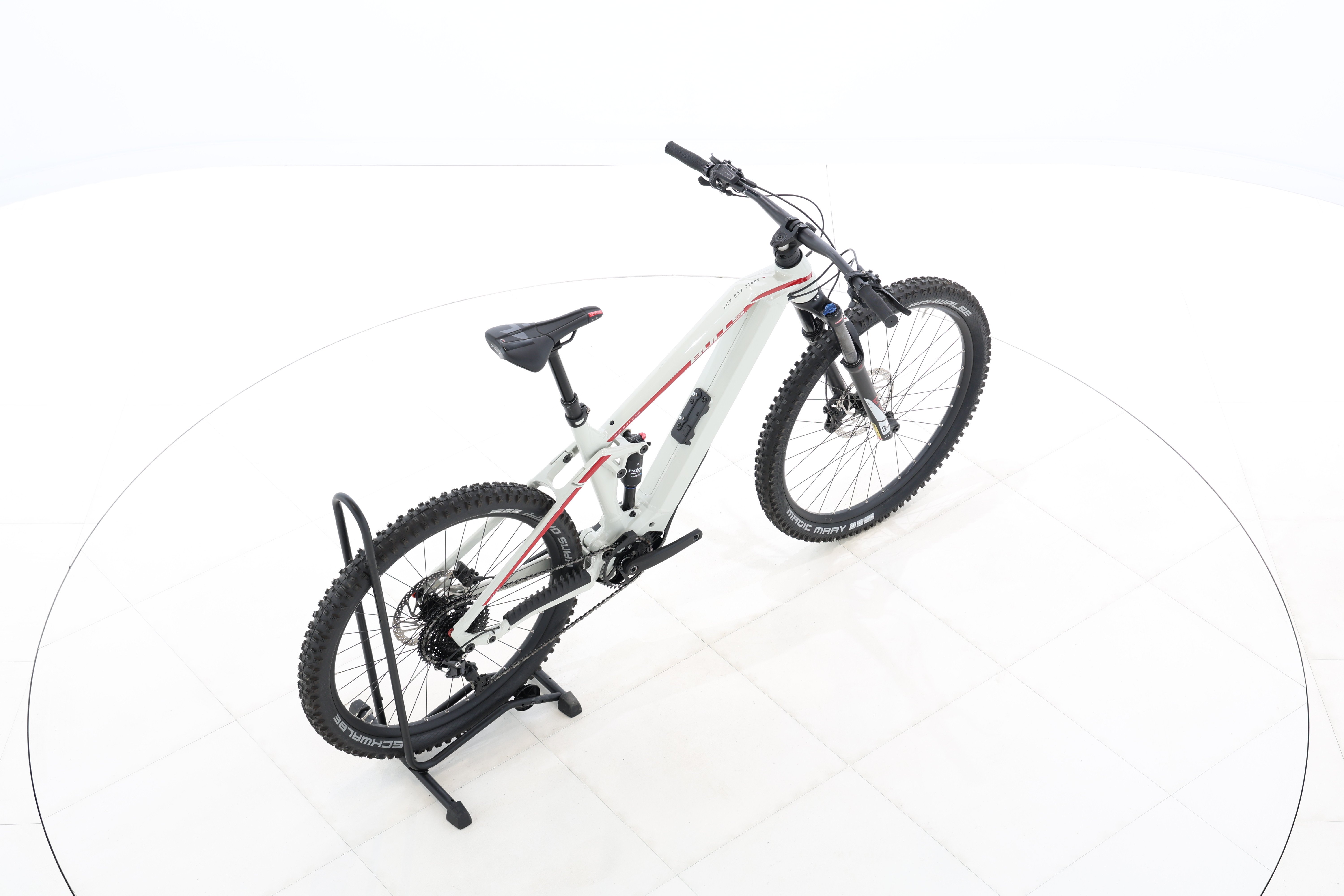 10bdab98-1a26-4ad5-9a06-d89b50eea779