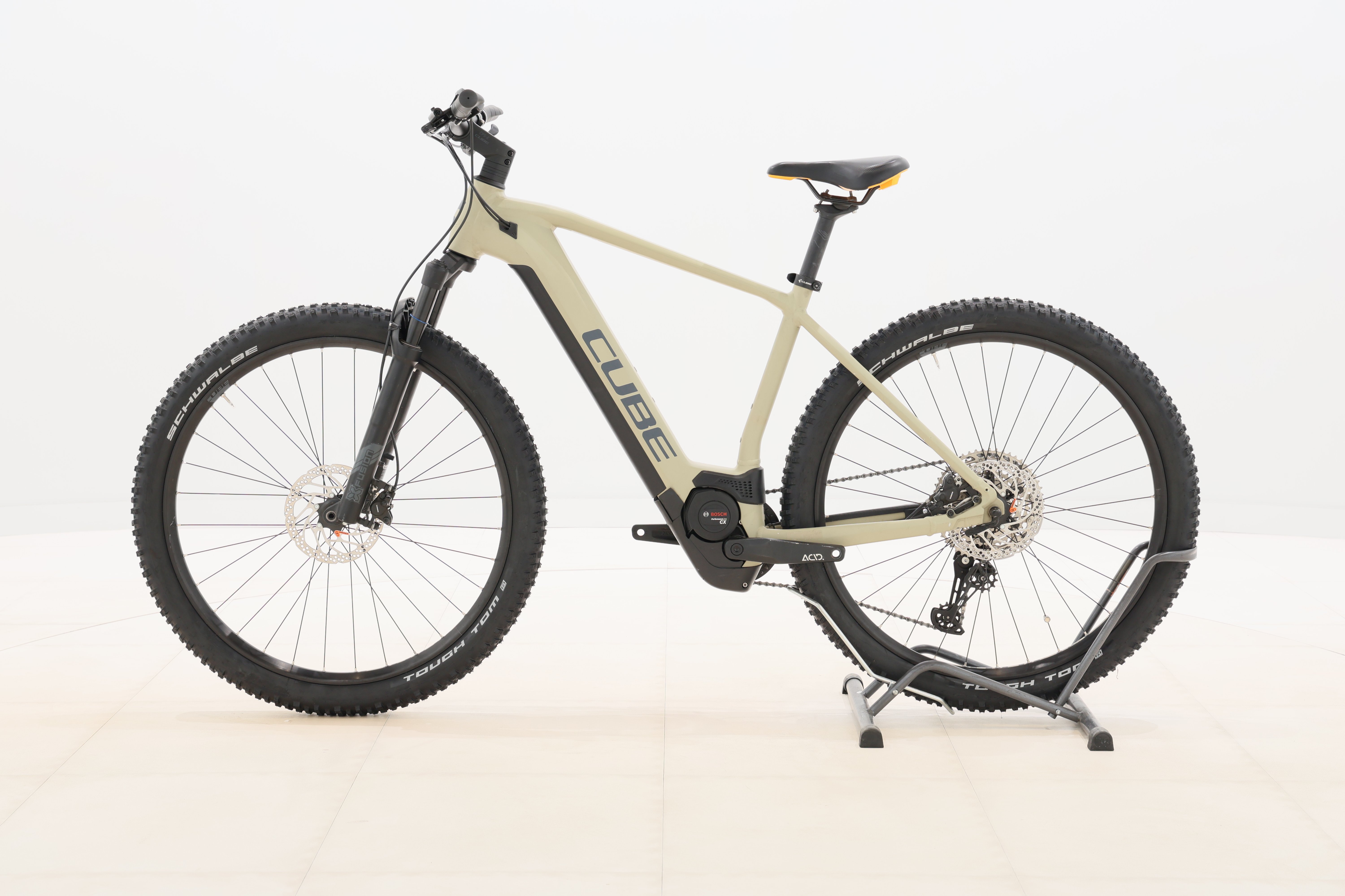 8e3e13d7-30fb-4130-90d9-51c70d8d5fca