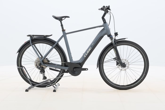 Cube TOURING HYBRID PRO 625 2025