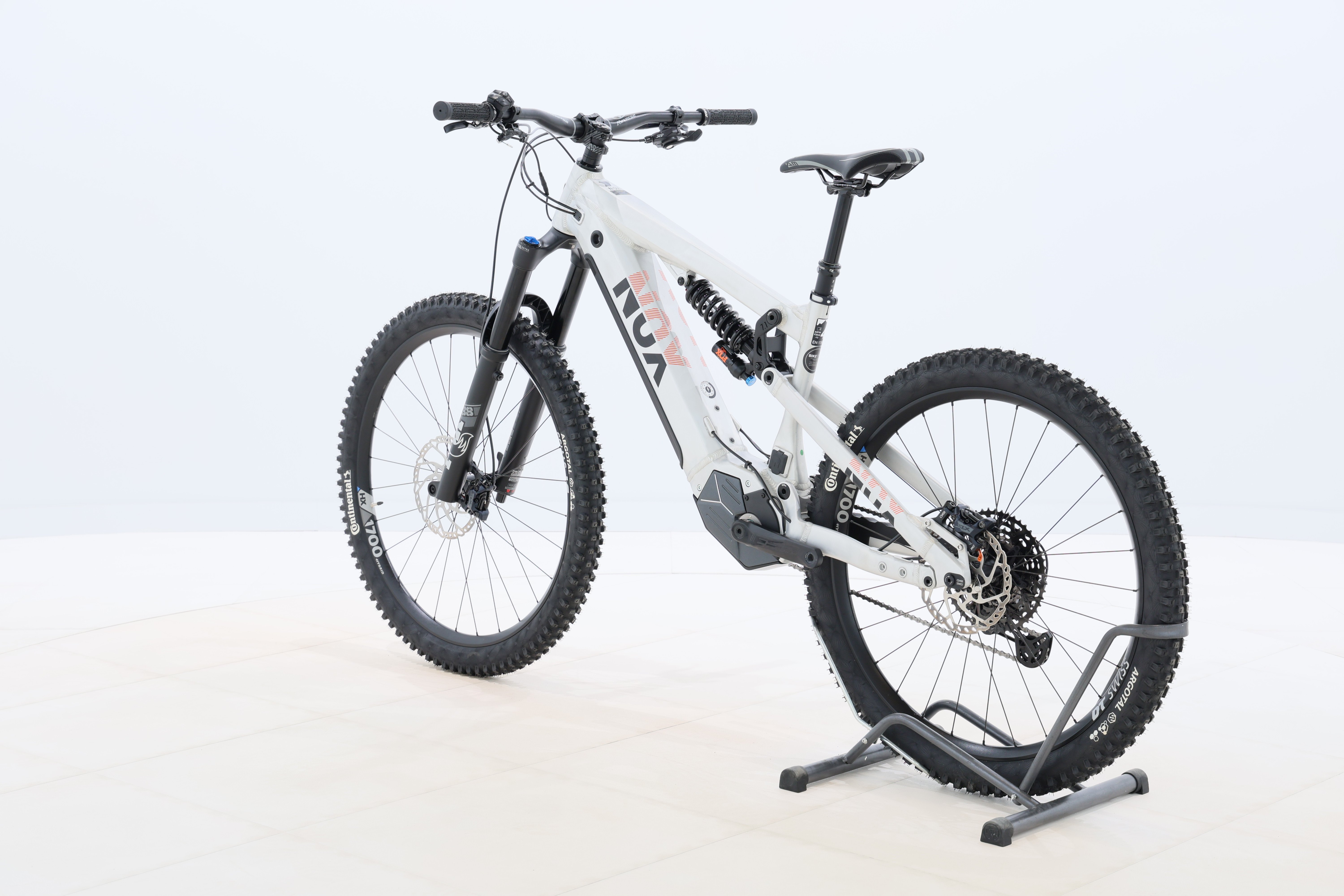 0c7eb6c2-0bcf-4c40-9060-f3af050e7d4c