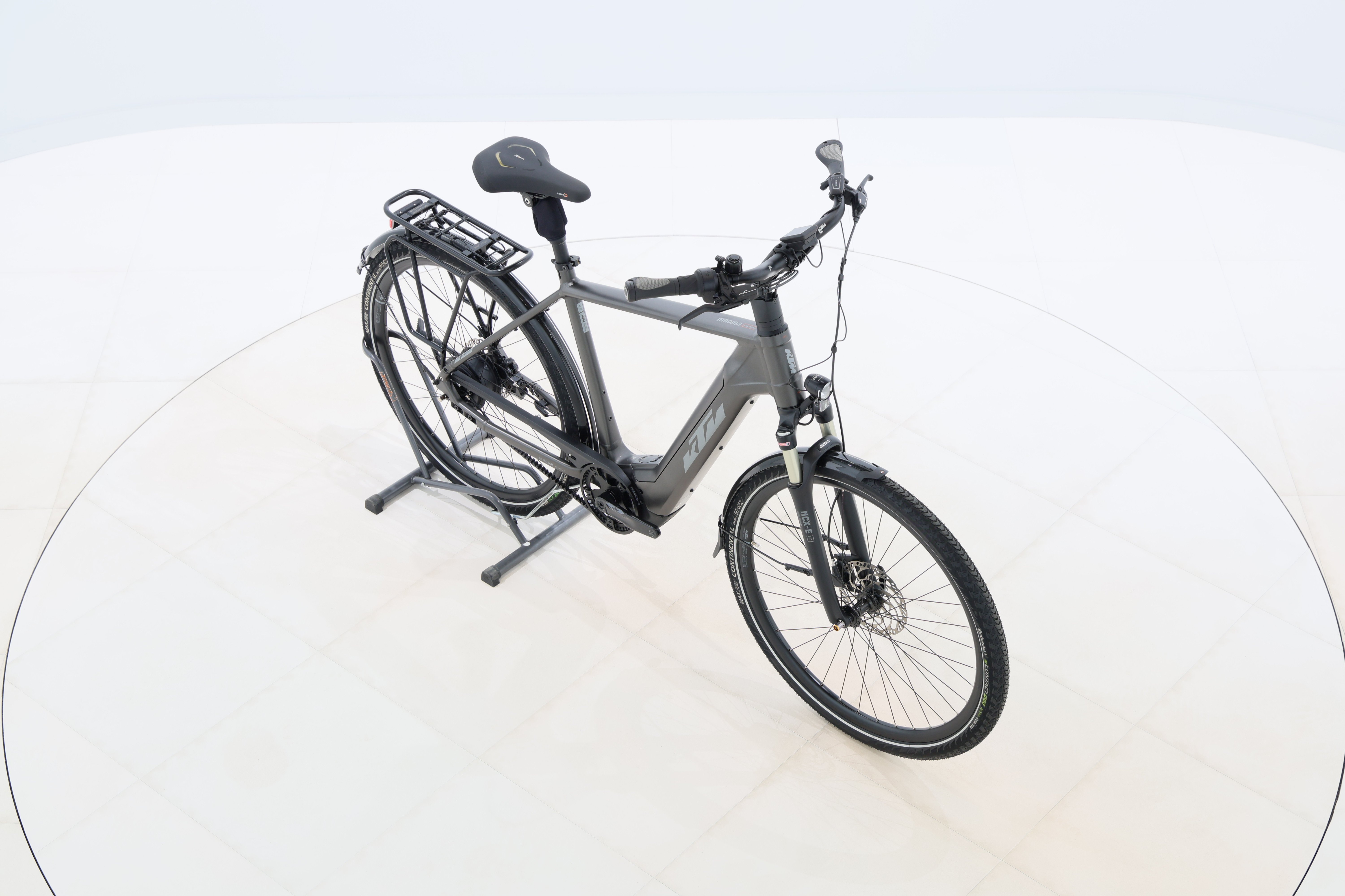 ef49f6ef-d0f9-48a1-af32-deca2f1eedad