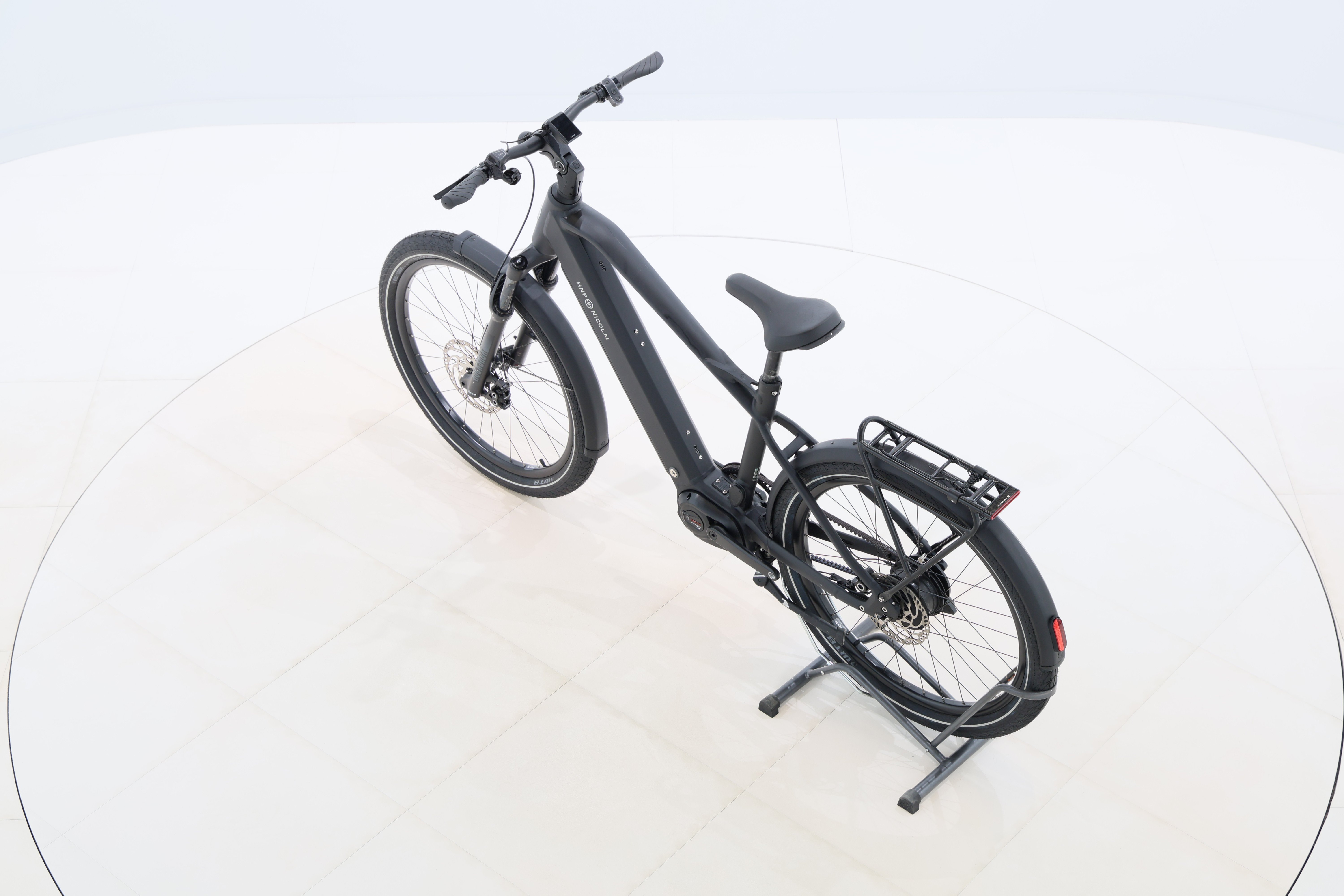 d8e85a2b-4723-4526-995f-019313fccc1a