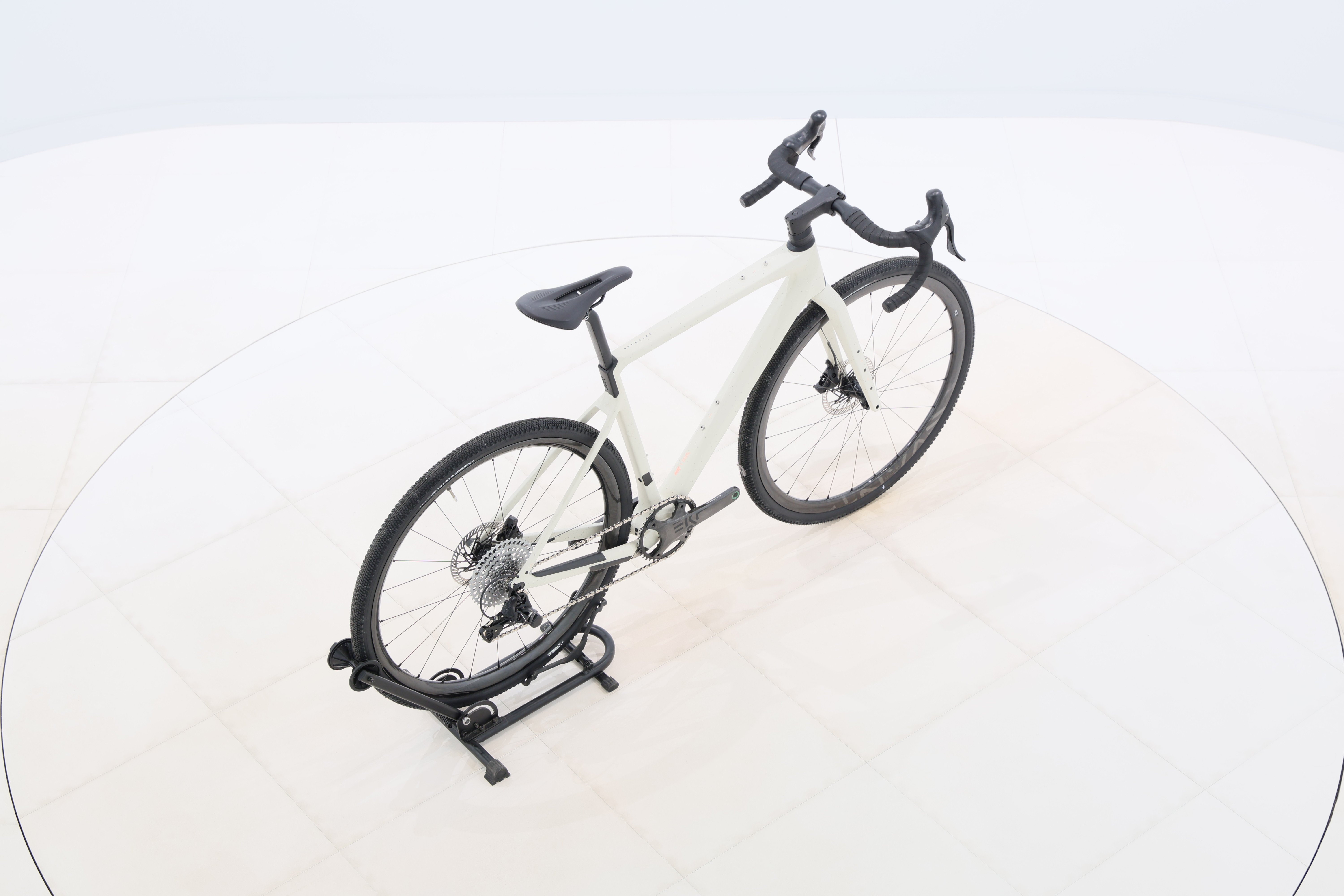 f8a58c84-c42e-417b-bfb3-ad9bd31ddfad