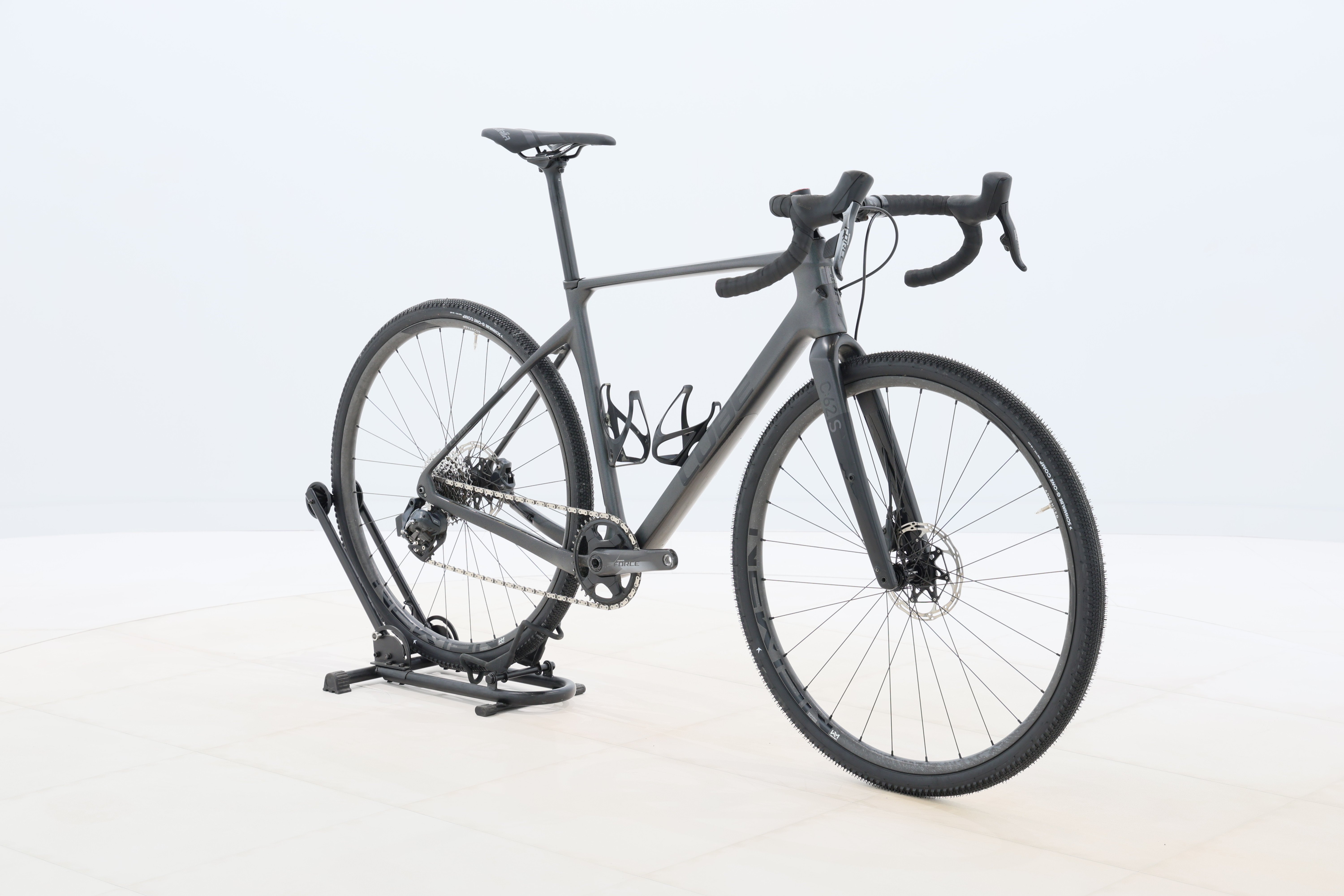 cb90dac5-e7f4-4d49-928f-4daa13267046