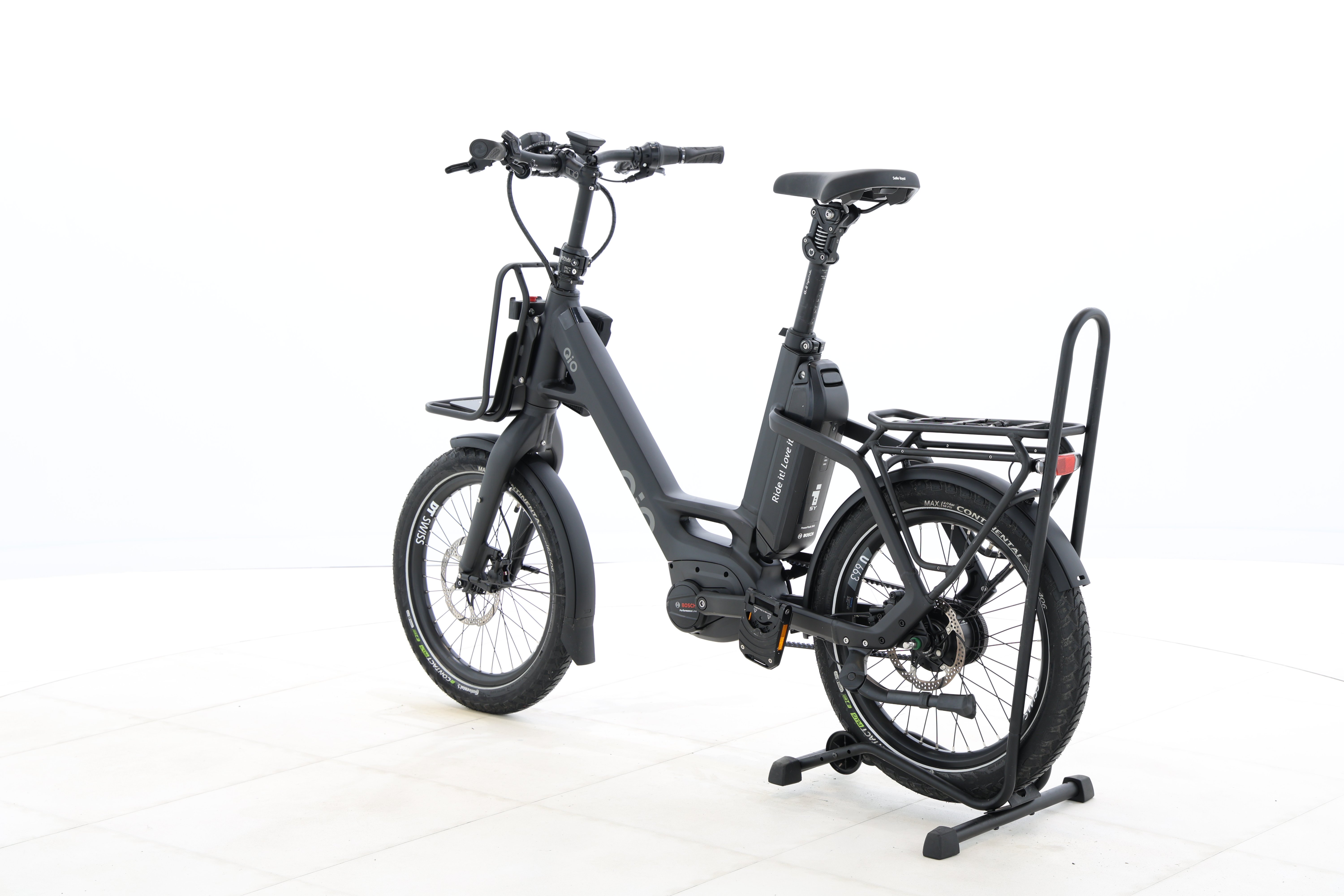 cb3b2d63-f299-4a97-a84a-b73717f00a8f