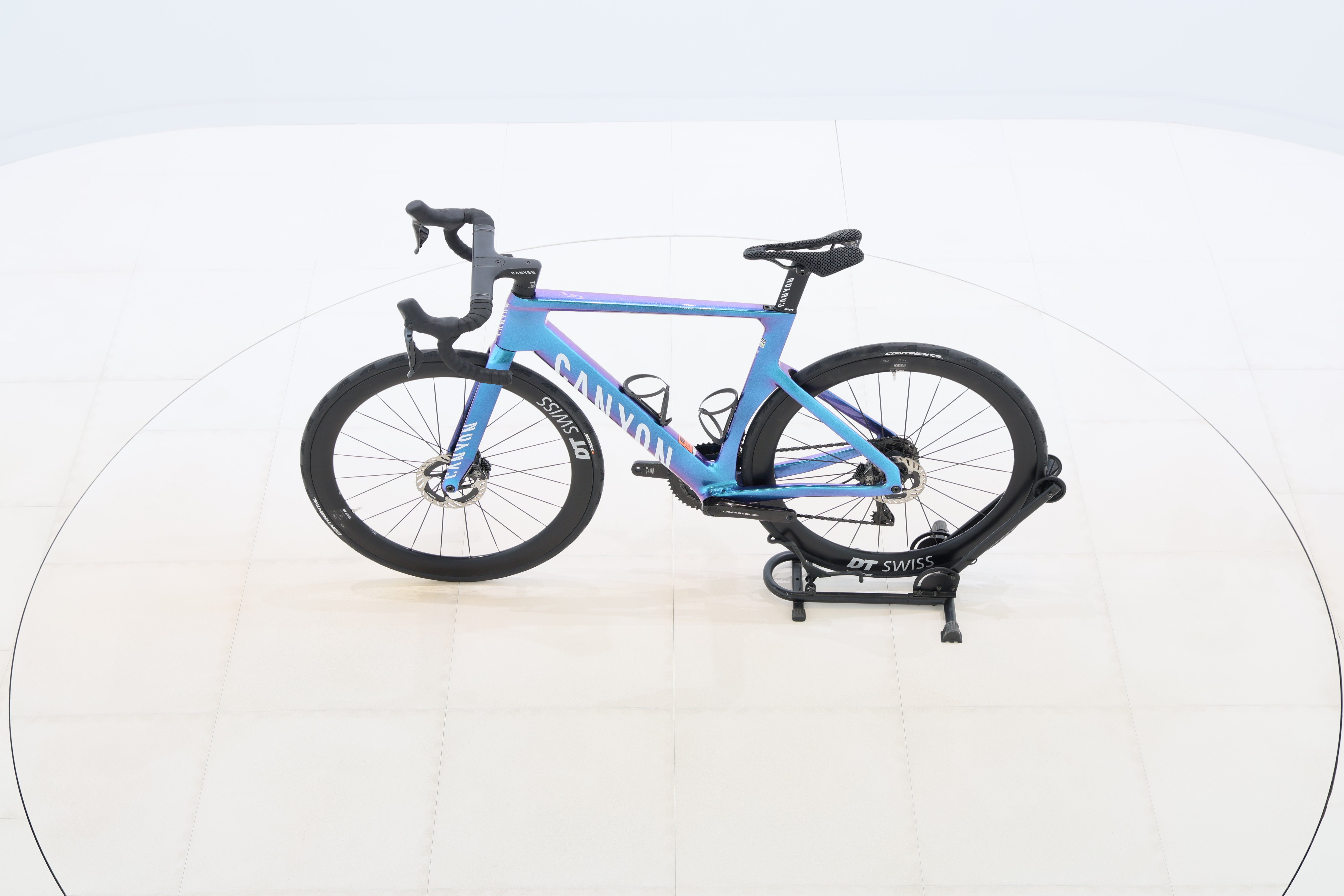 a6b495a5-730a-42e5-80a3-6a01161cd136