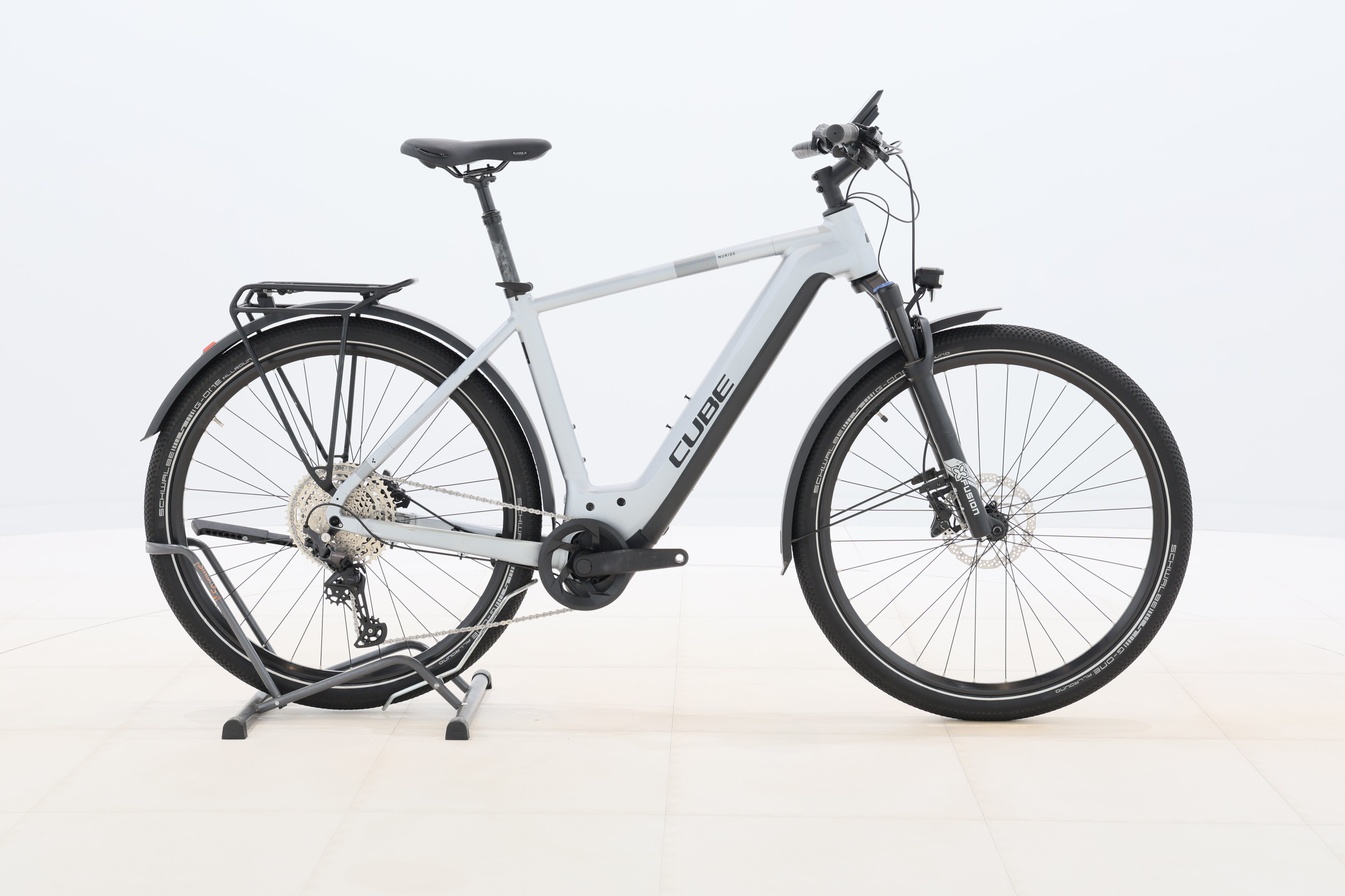 aadcc6a8-c7d6-4321-bed5-000f1670bf7d