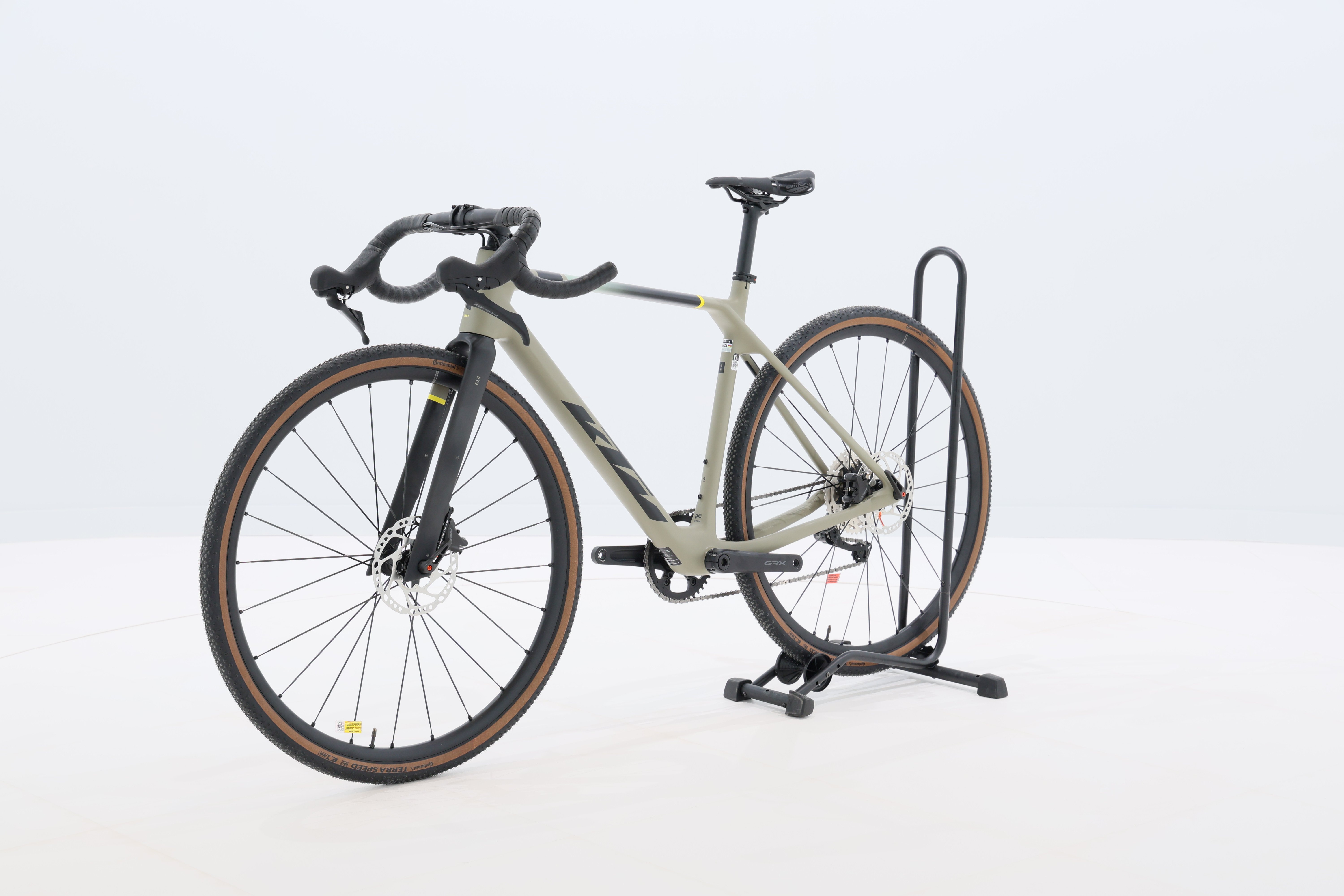 f18ee320-3235-42b3-a361-d5e25ad7a274