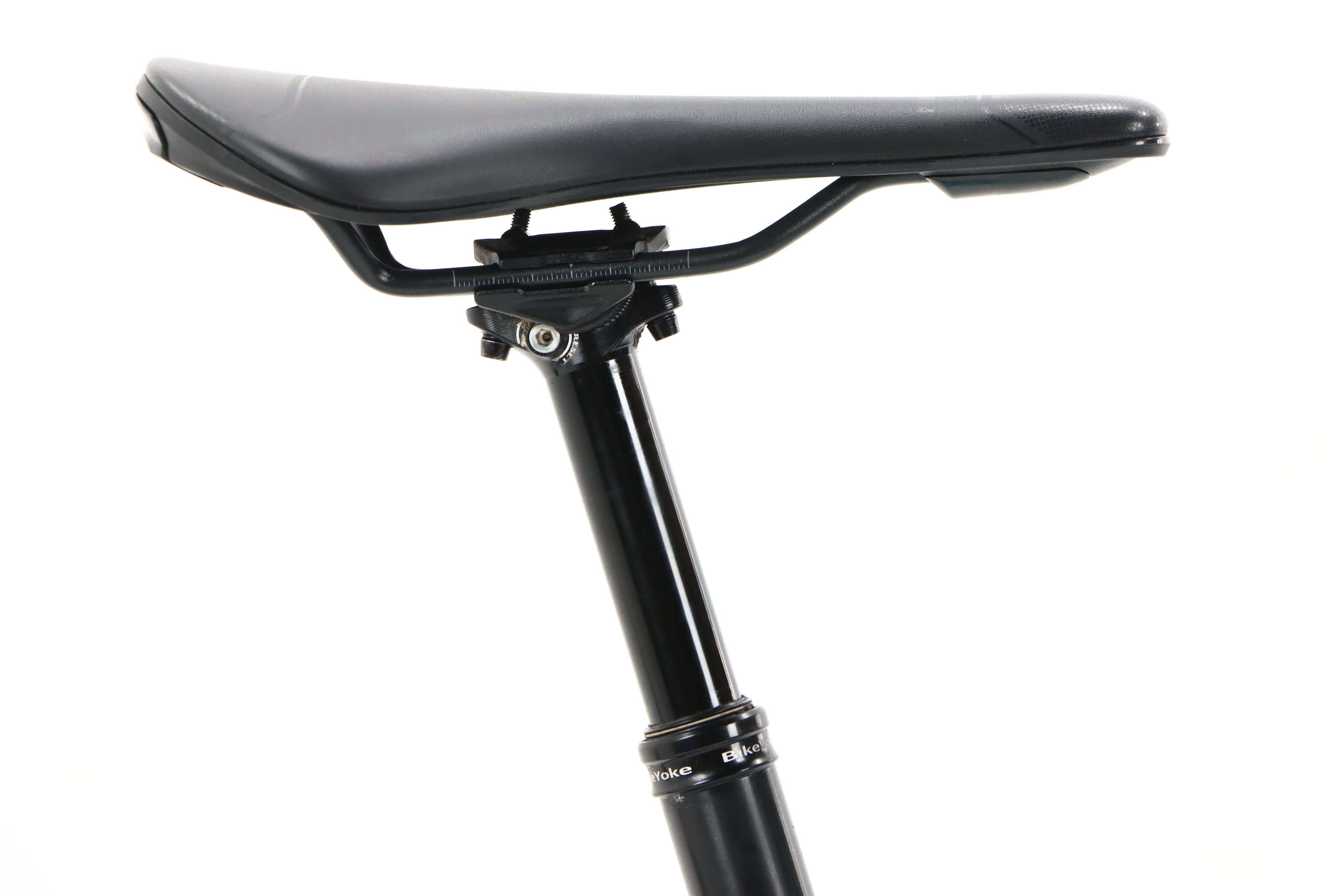 3a0fb4b8-e2b9-403d-906a-ce41d7736cc9