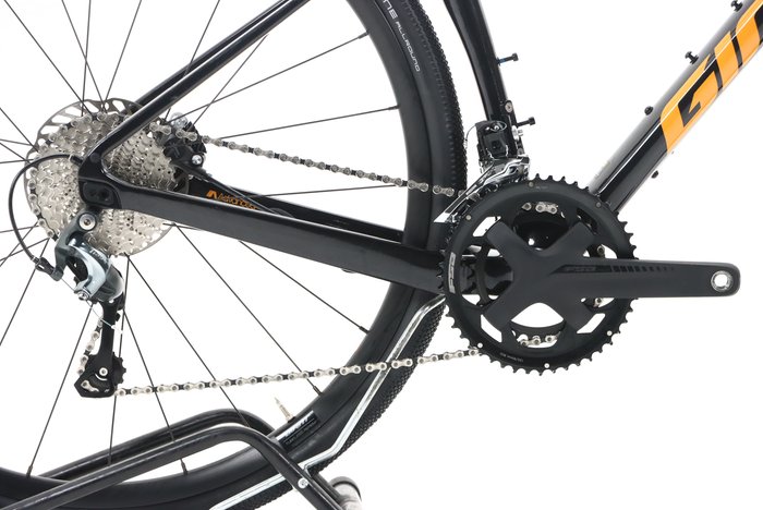 Giant REVOLT ADVANCED 3 2024