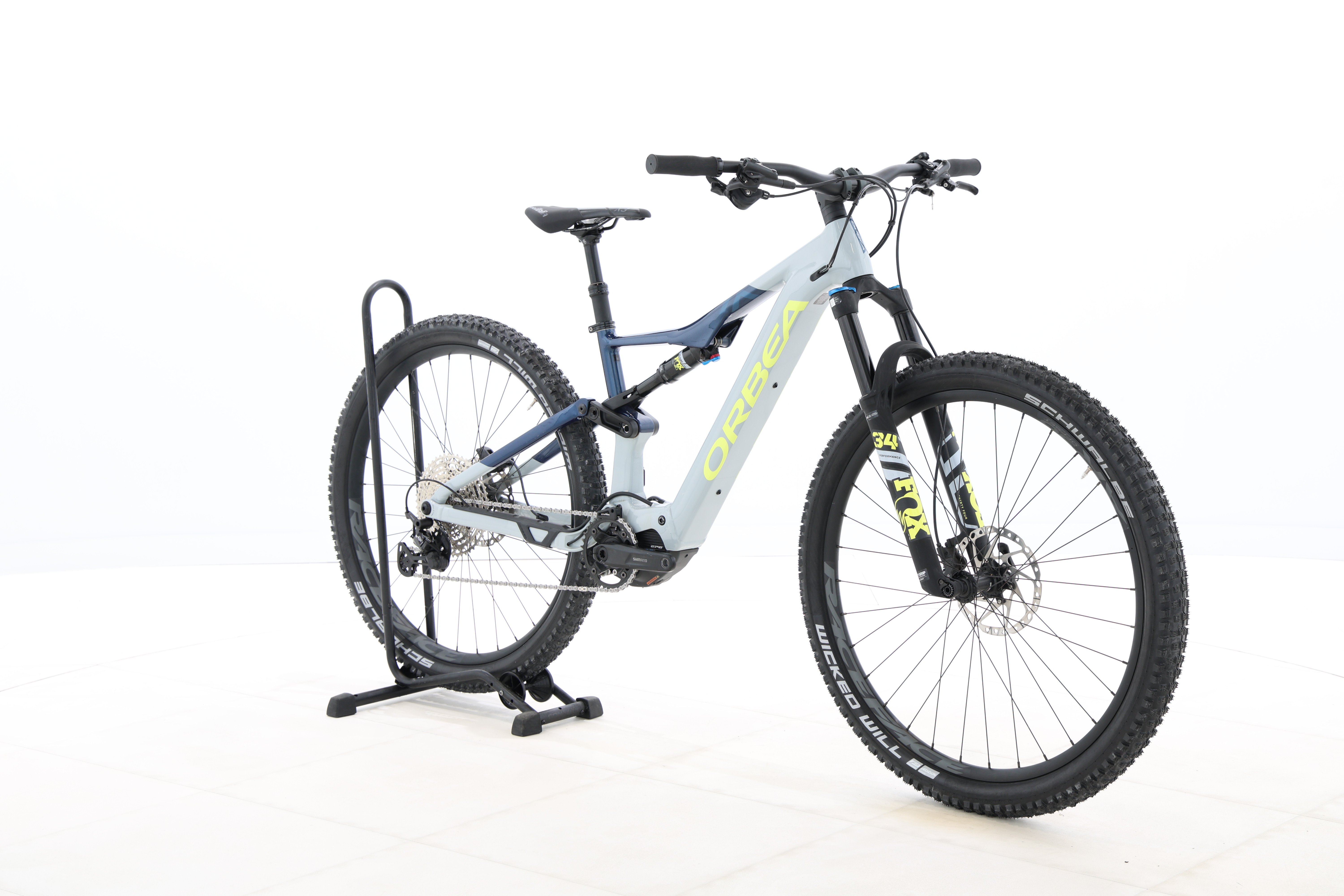 d46c428a-15a2-4217-9d75-66b157055e57