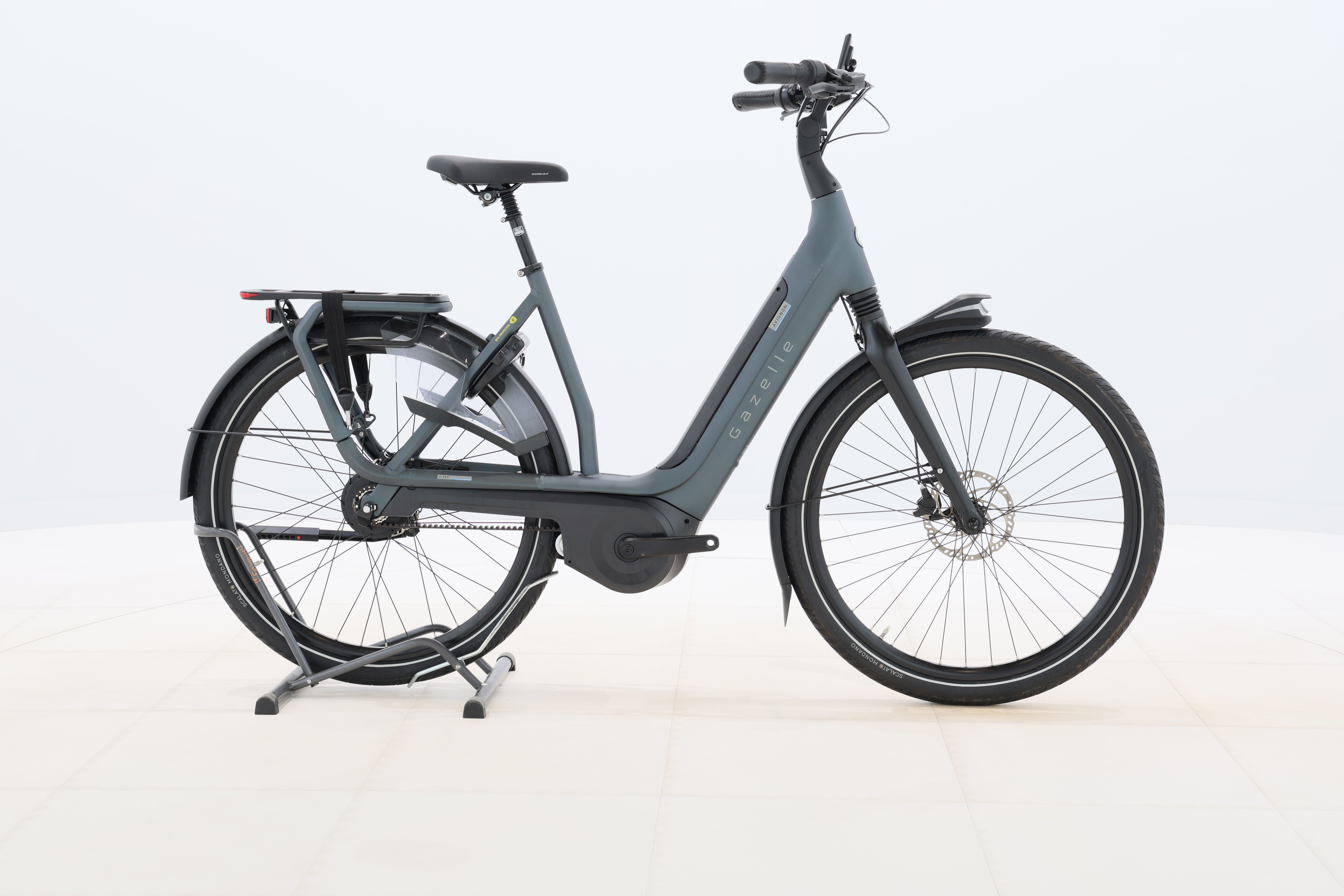 f5682329-bd75-4859-aa8f-4277339a26b1