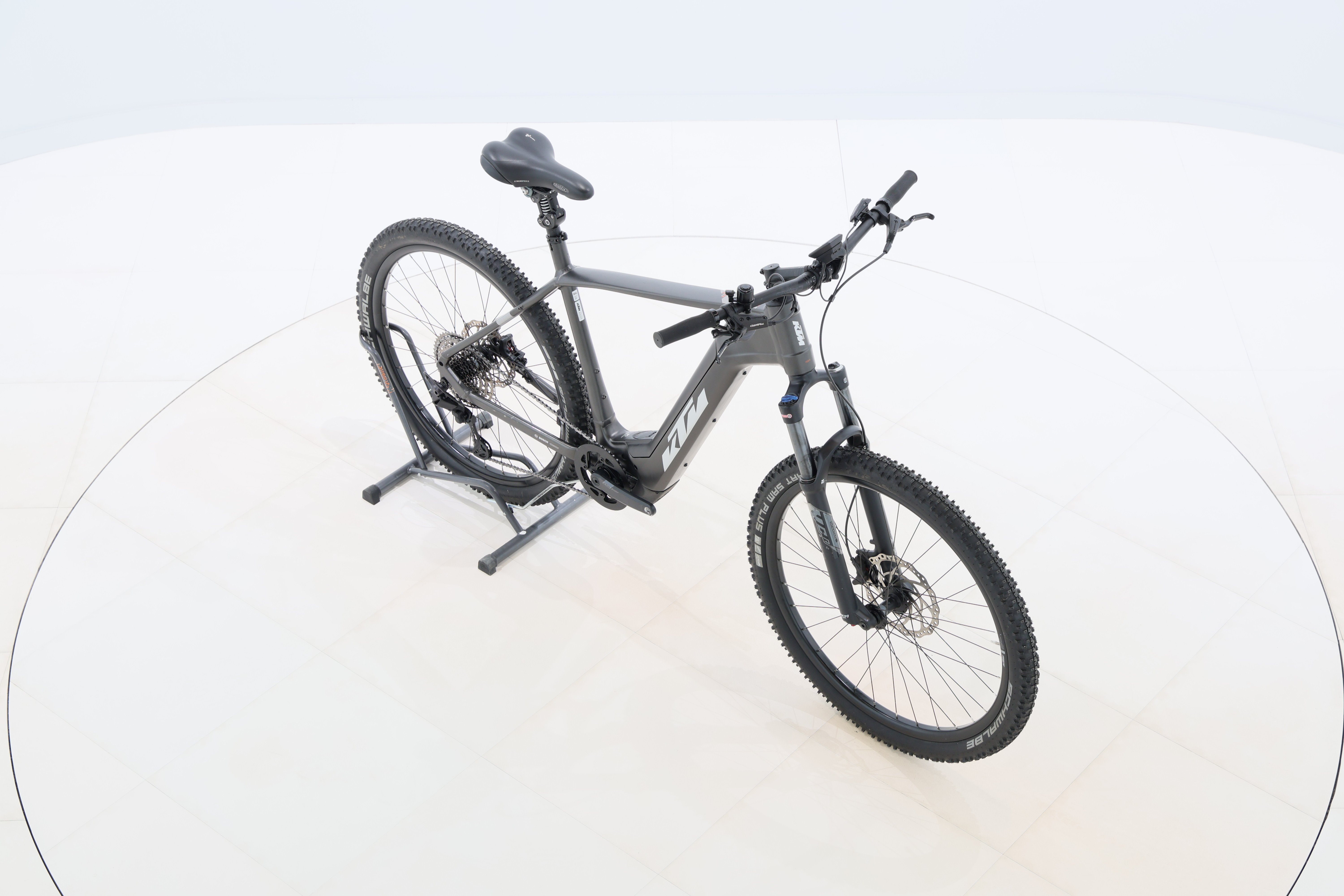 a3570b51-fcc9-40ca-a234-9036ba9f3dae