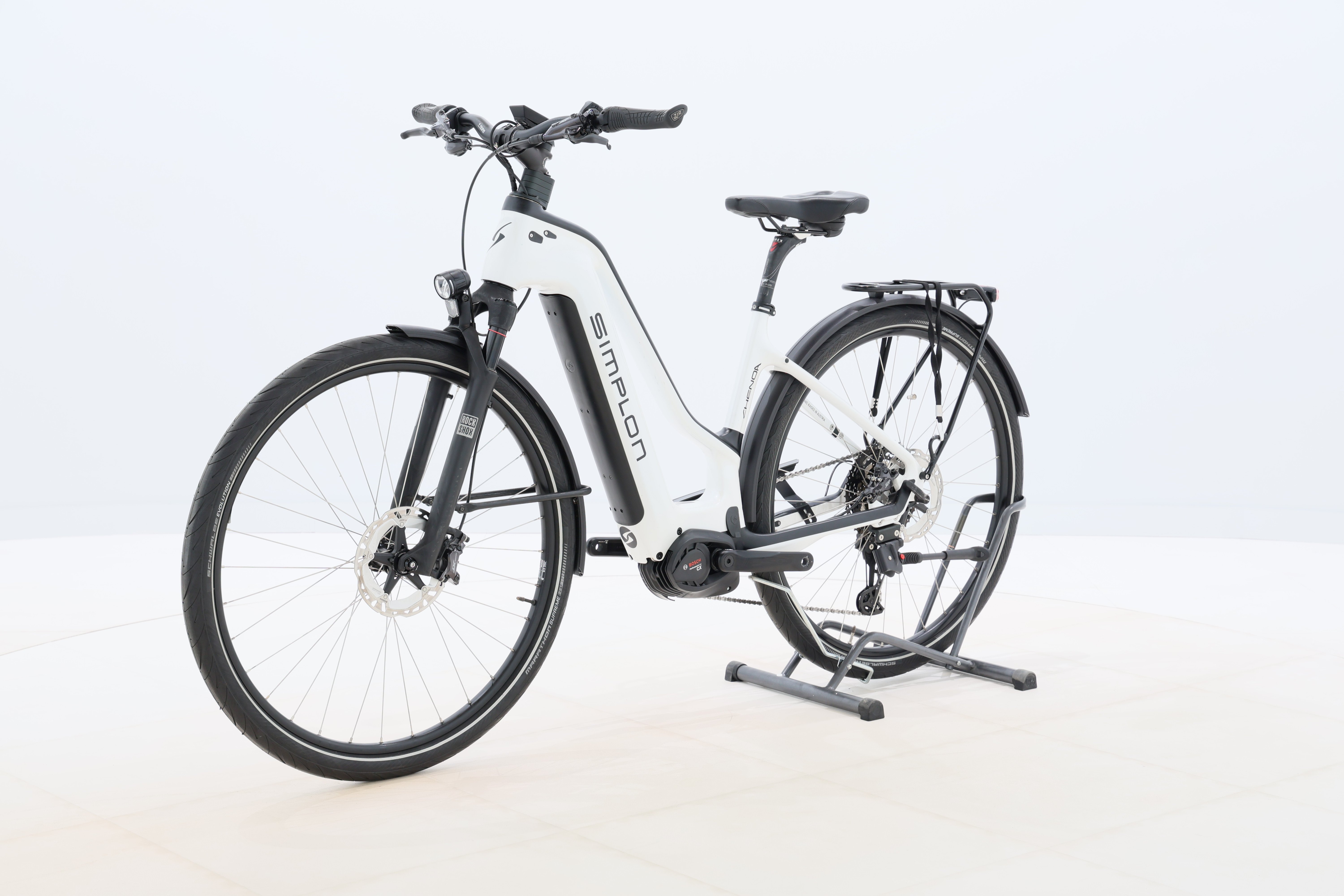 9dcbb986-4b11-47be-999d-1654d5c48bee