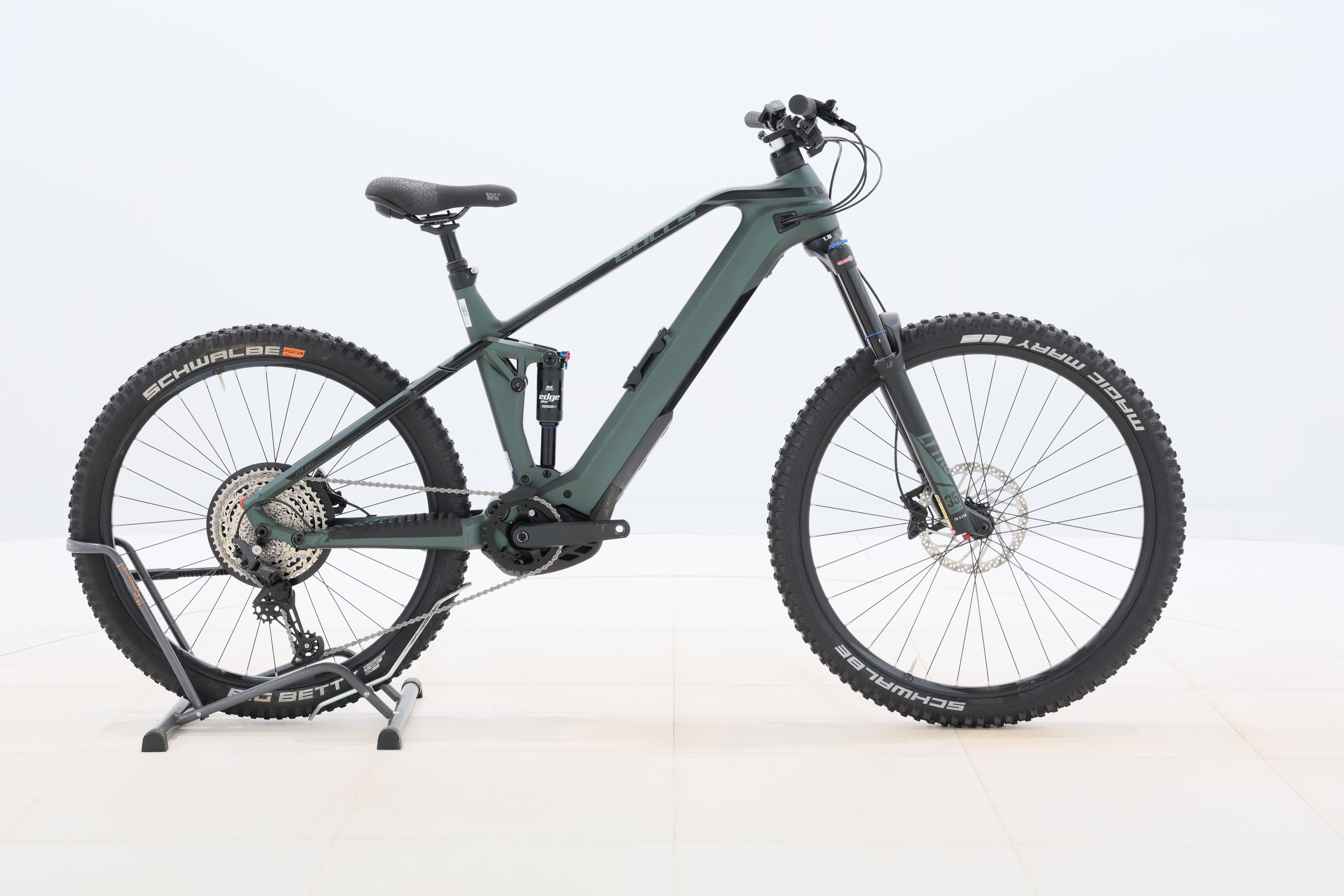 6ecdcc2e-c6ed-4752-b4b0-ae70fdaf3c1f