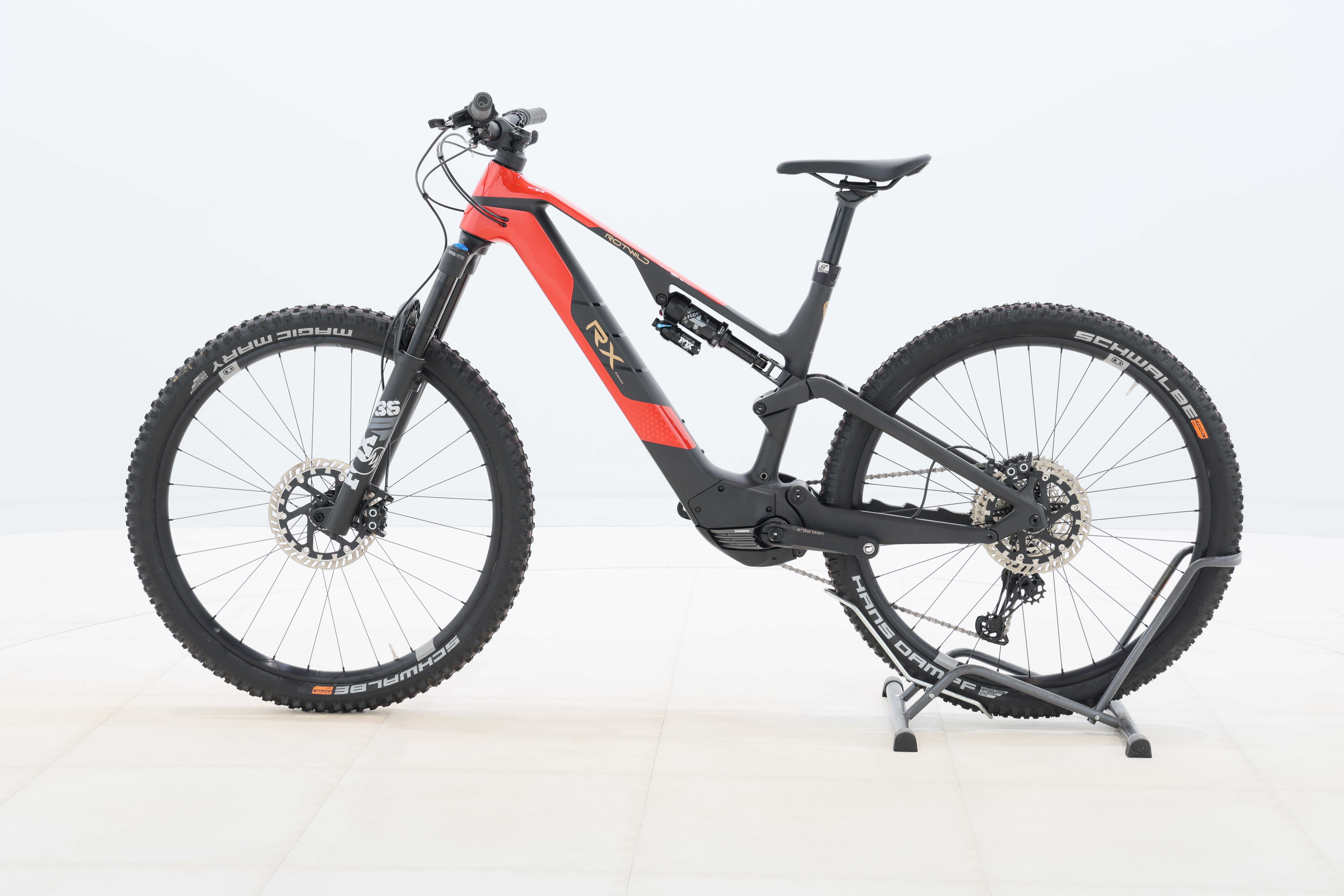 f1ad3b28-7269-4557-8a11-90e0fd45913e