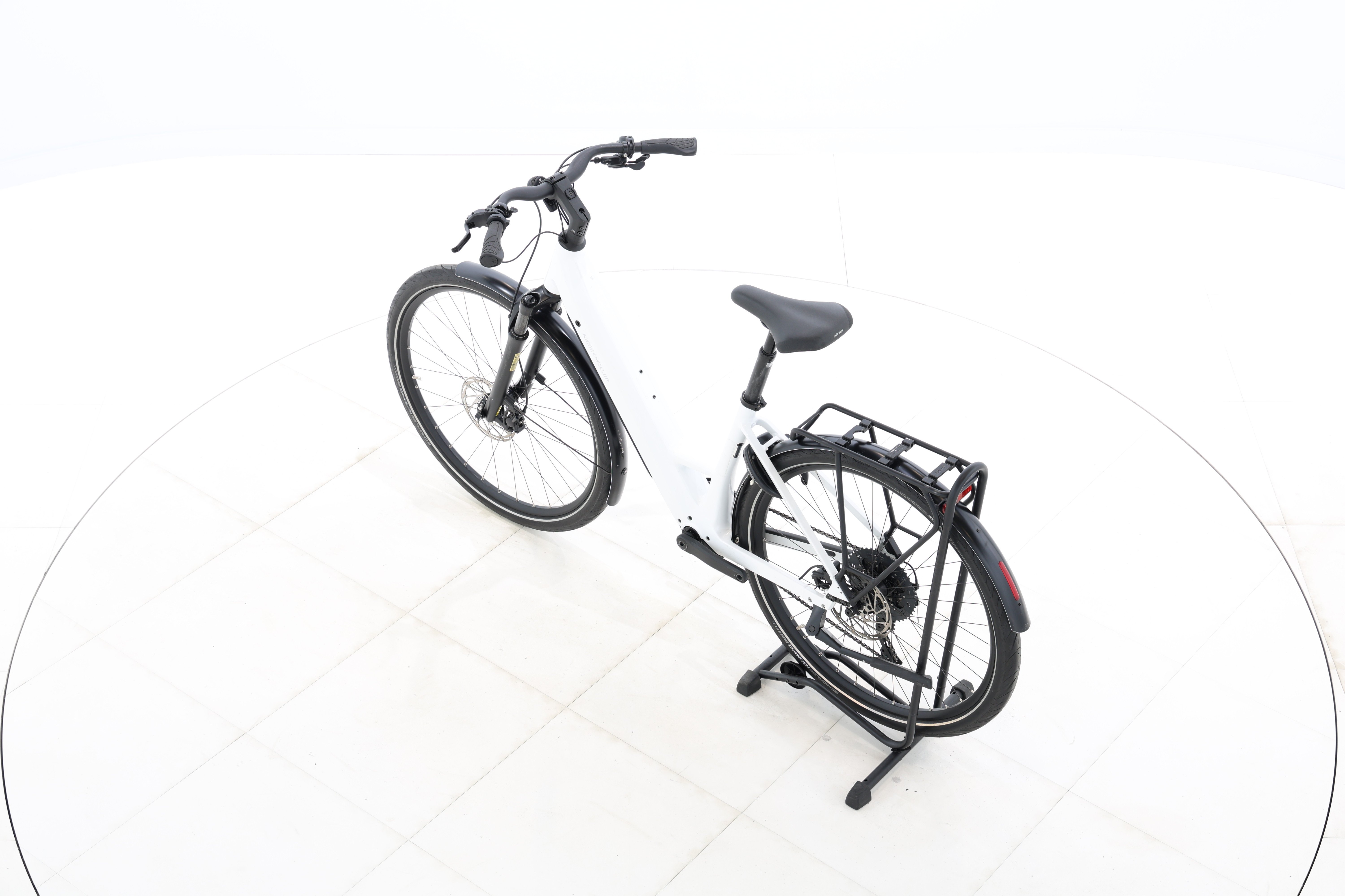 82d37472-5366-4e41-9f87-fe04979faa75