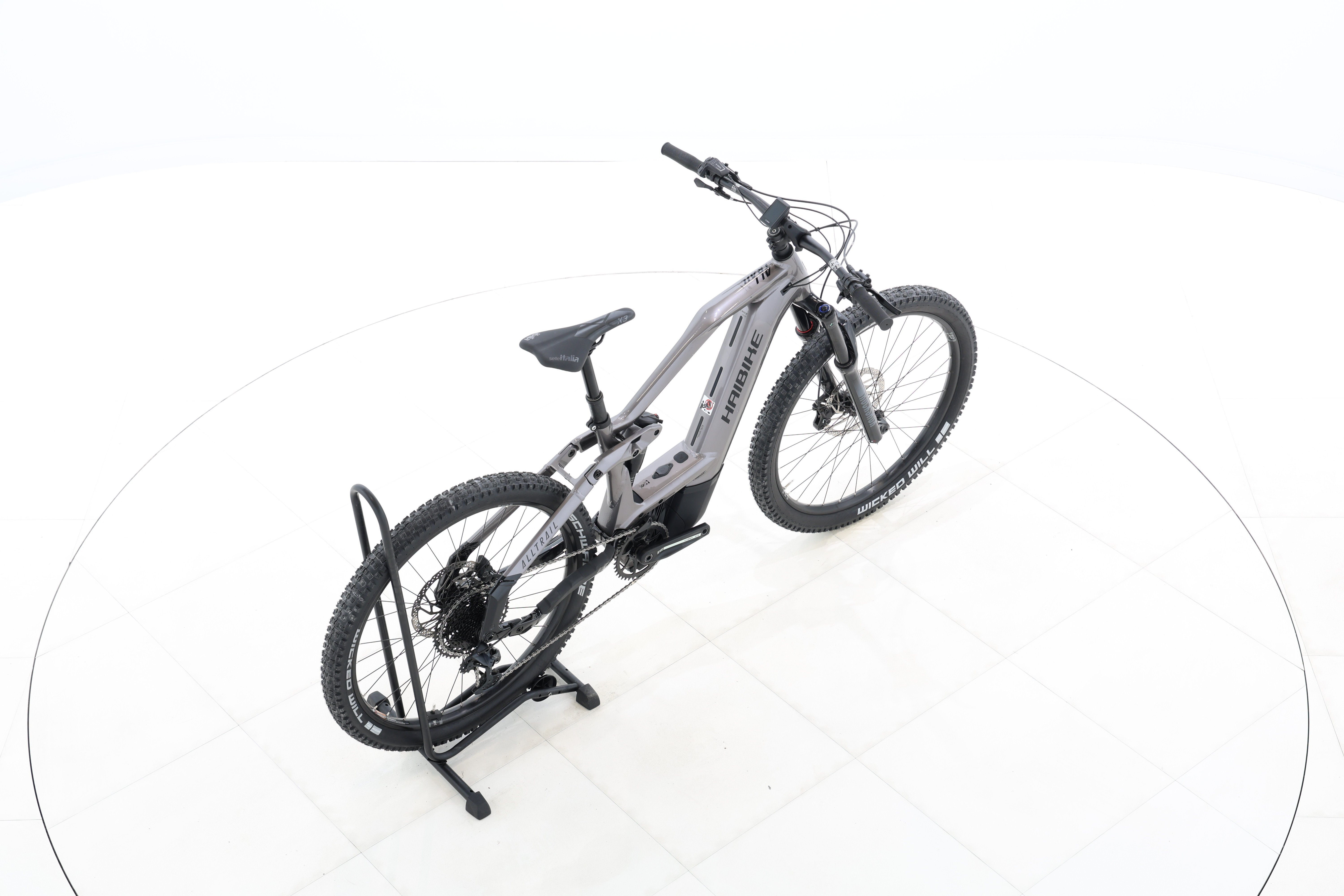 c1cd1391-72df-47b5-8df5-d74296139e38