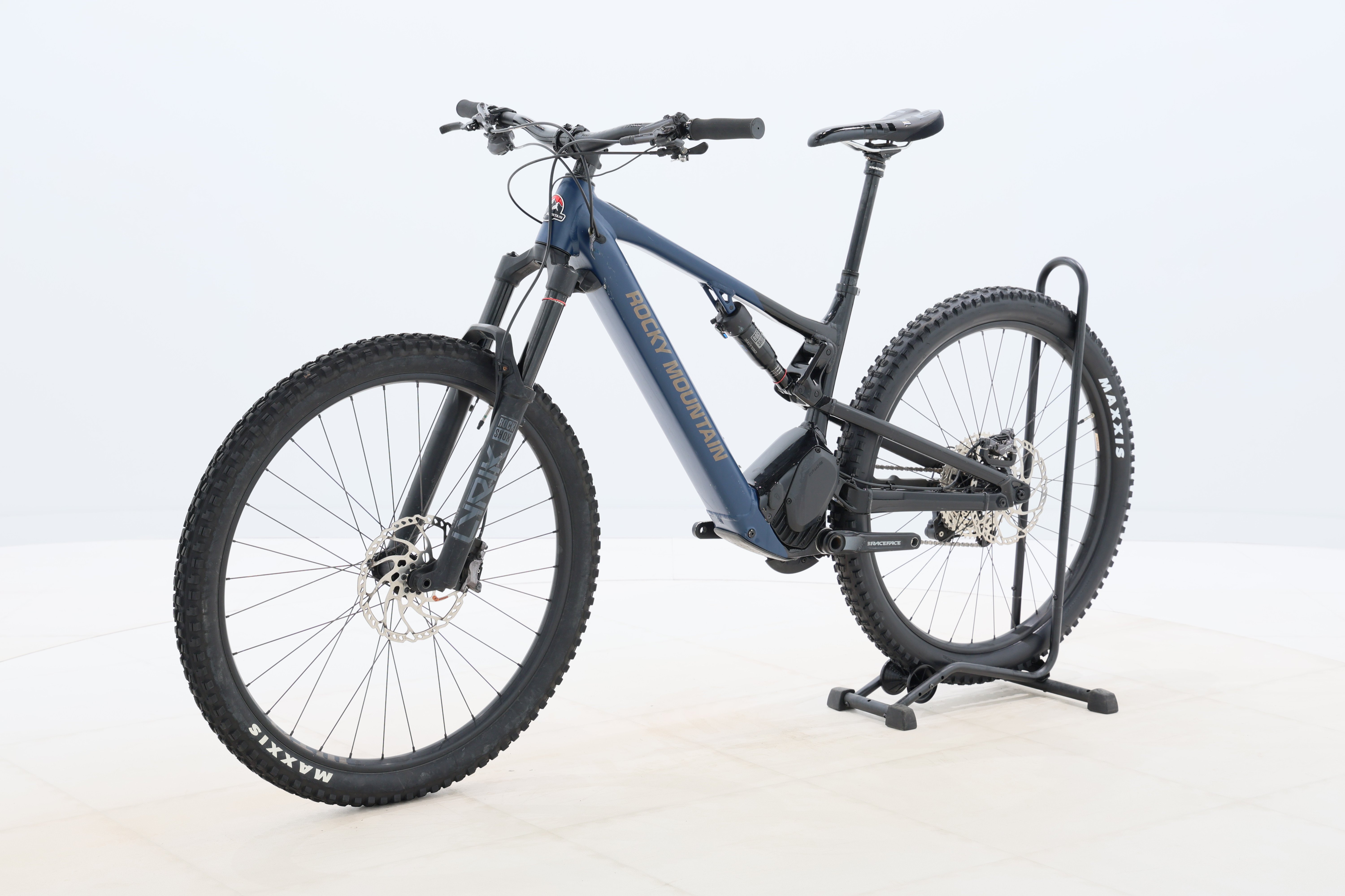 4d9ba91a-d206-4df6-8468-2fa08b9851e0