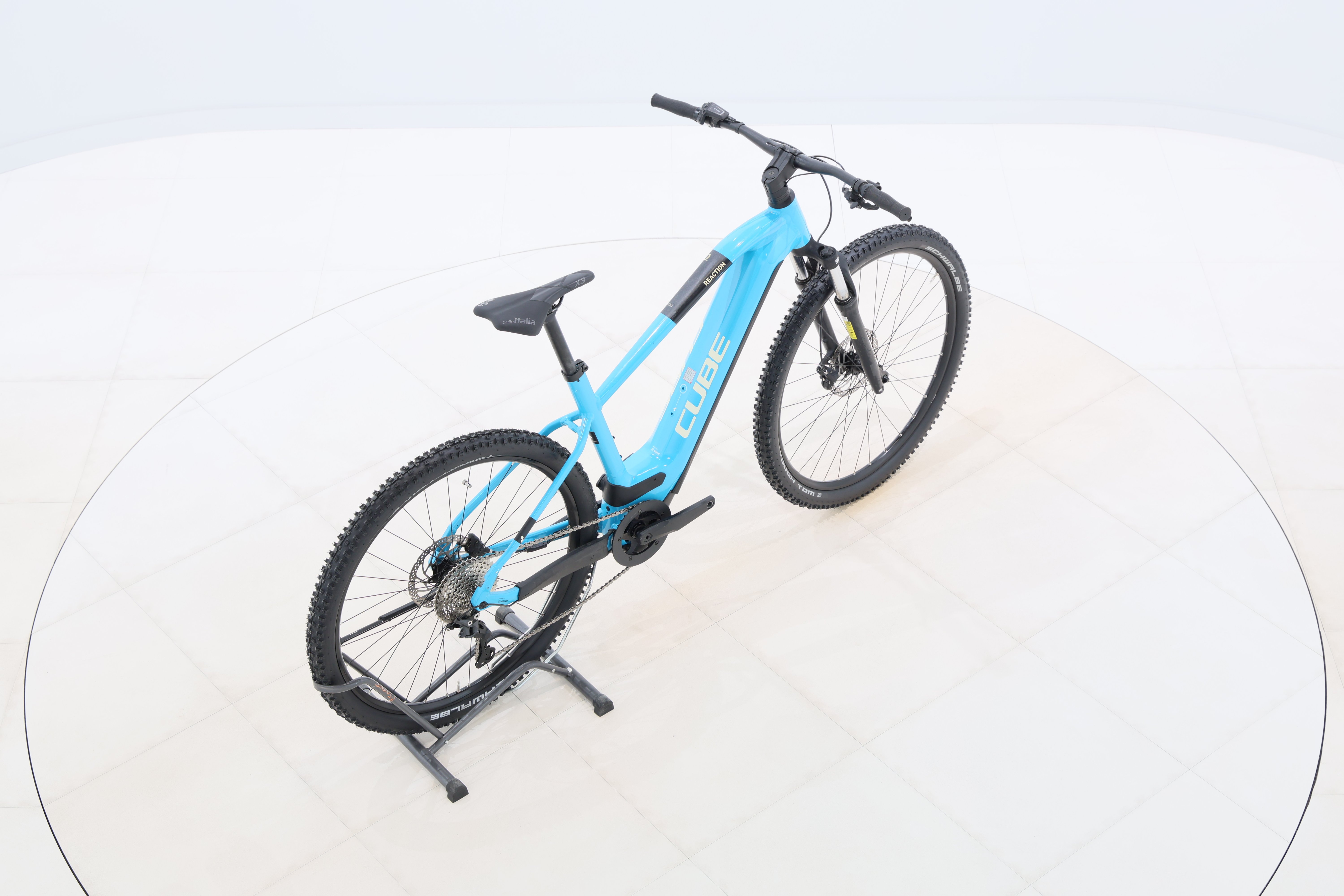 d08f3130-e356-40f0-964e-2fbed911158e