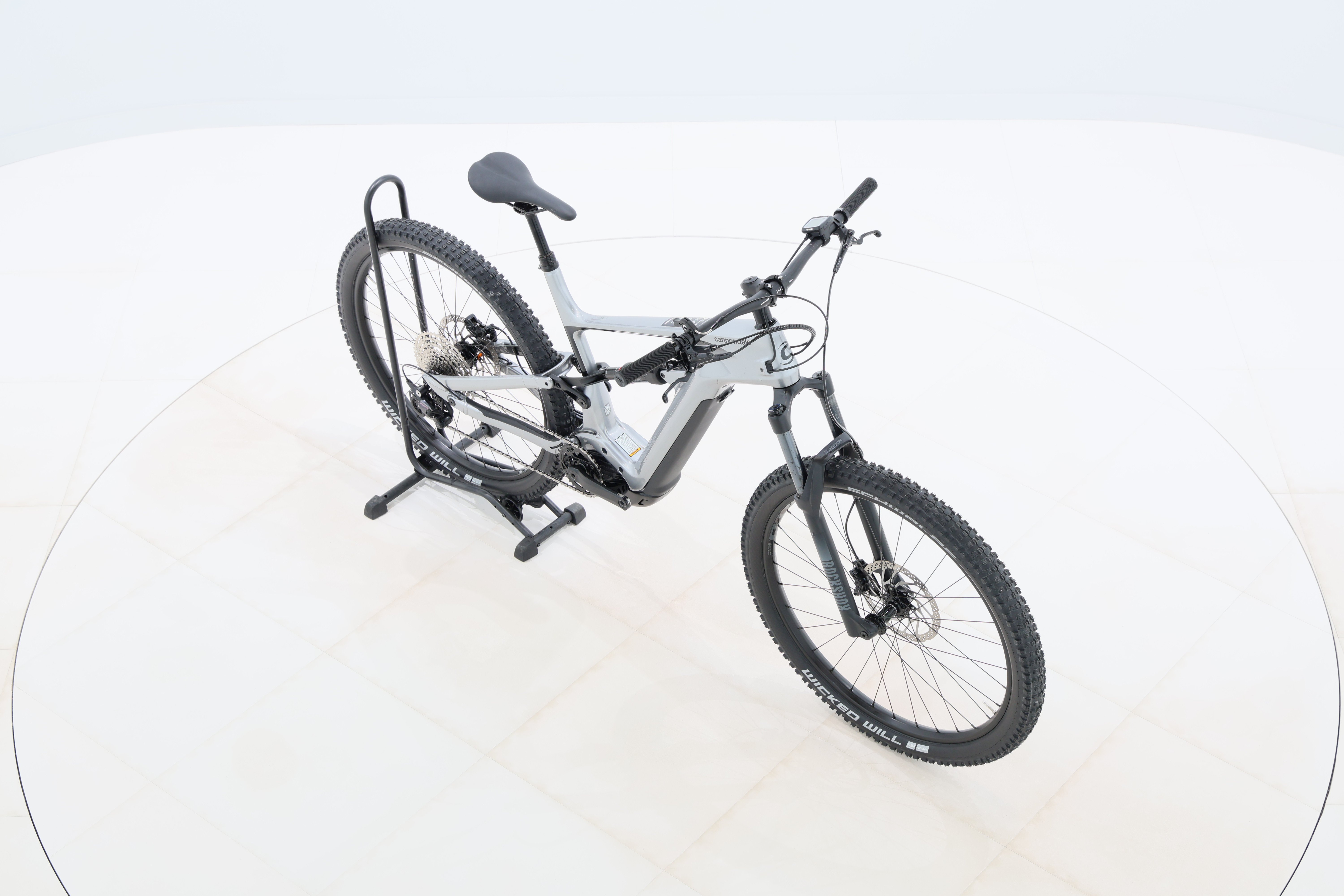 83c10a00-d0e3-4b35-bf4a-cd146abb5cdb