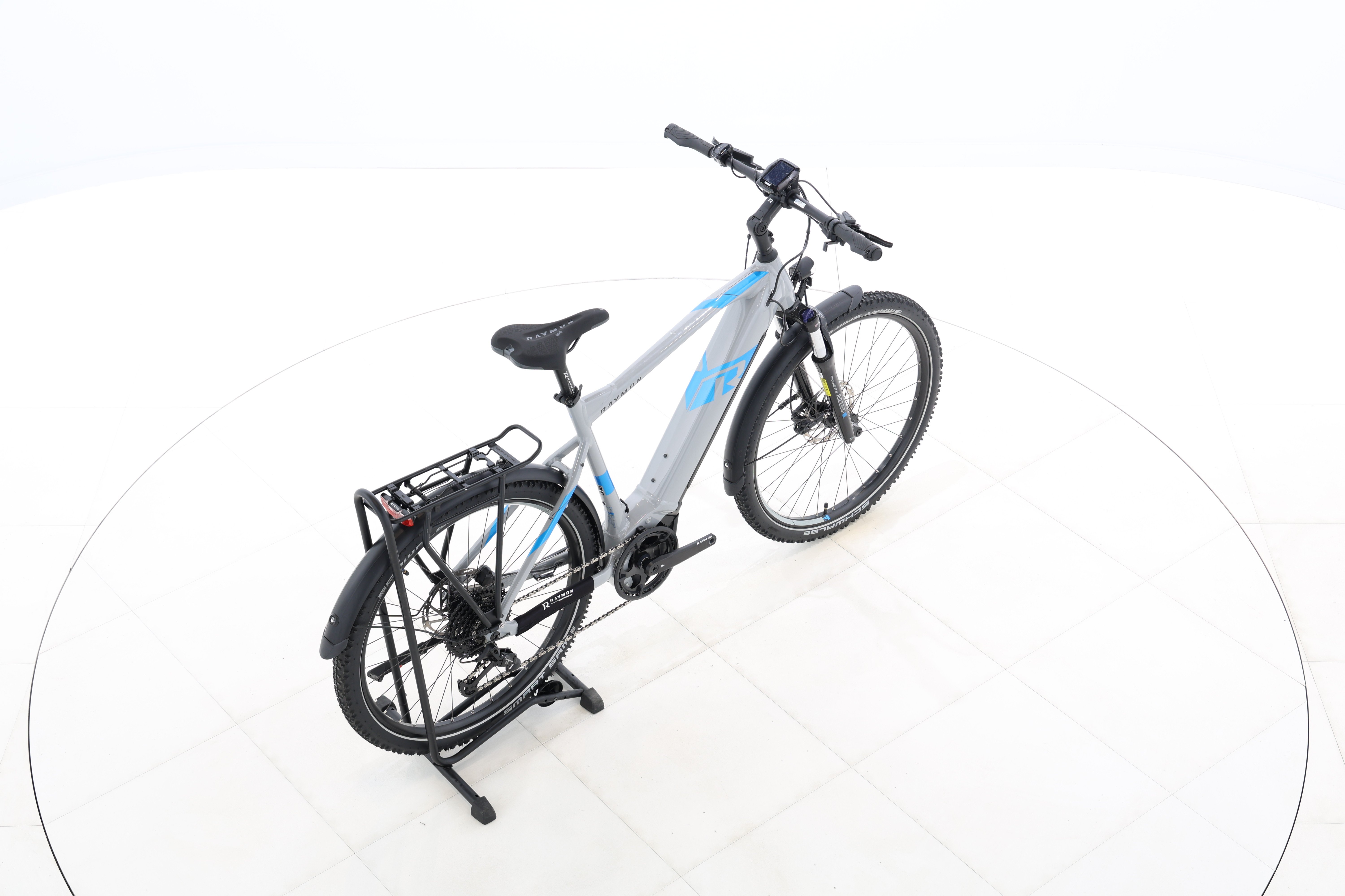 2b3e0124-ae26-4a33-911e-796150582516