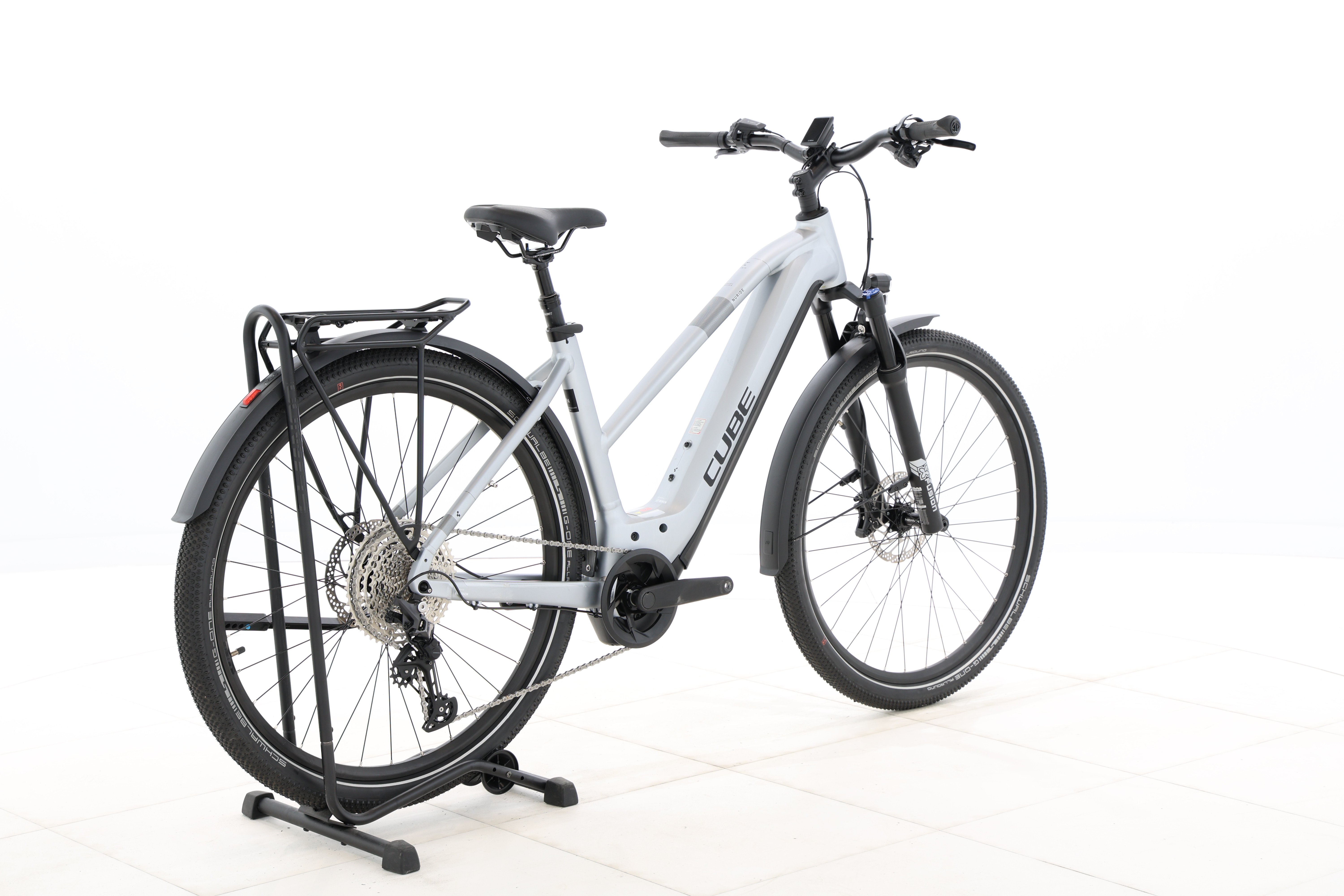 1b0a9995-84b9-435f-8d40-71d1fdd62454