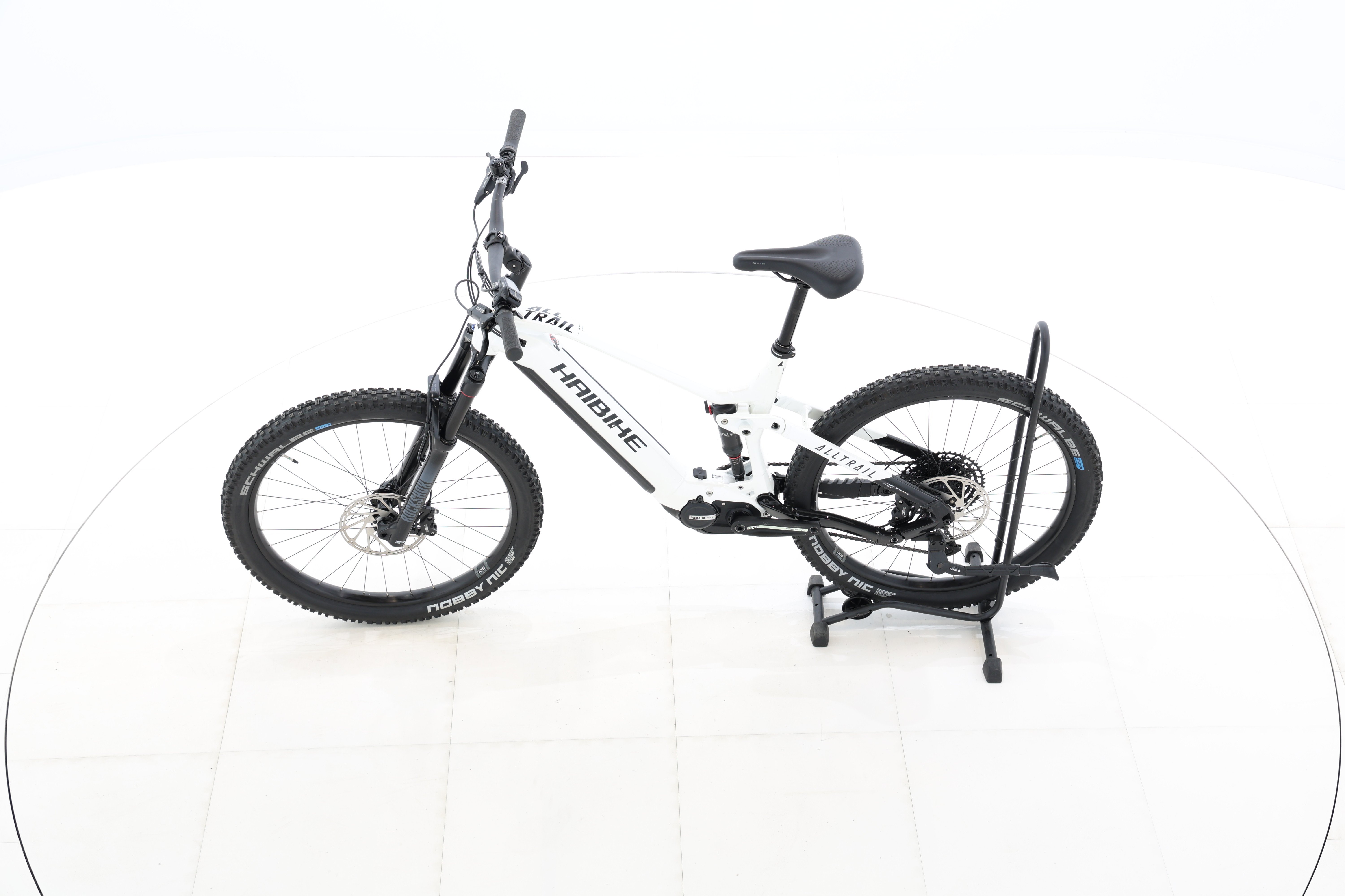 5f5675ca-d93c-4e4d-9ef5-3750b57725a0