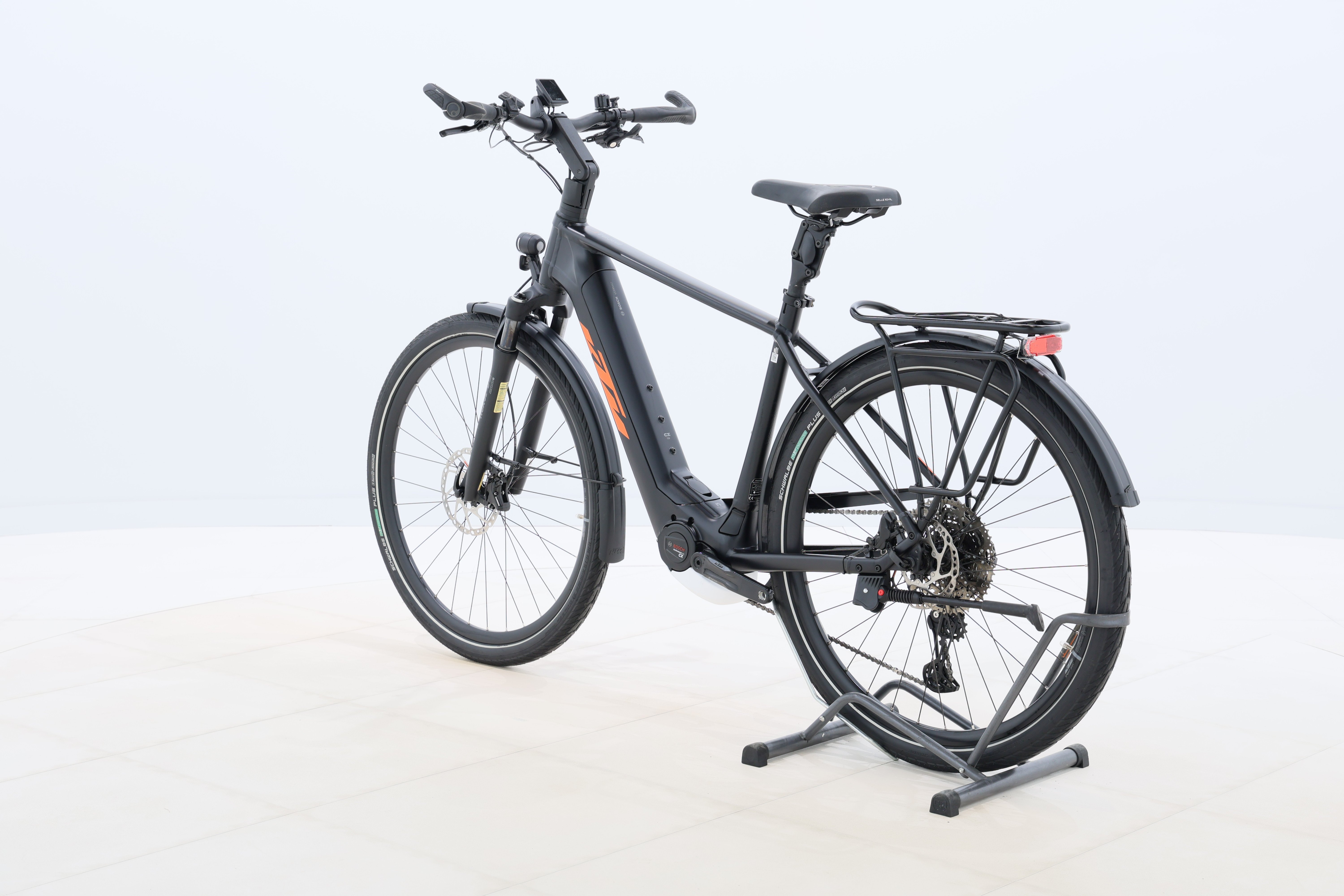 f0f5d613-d24b-47d6-a586-c083cc17fbda