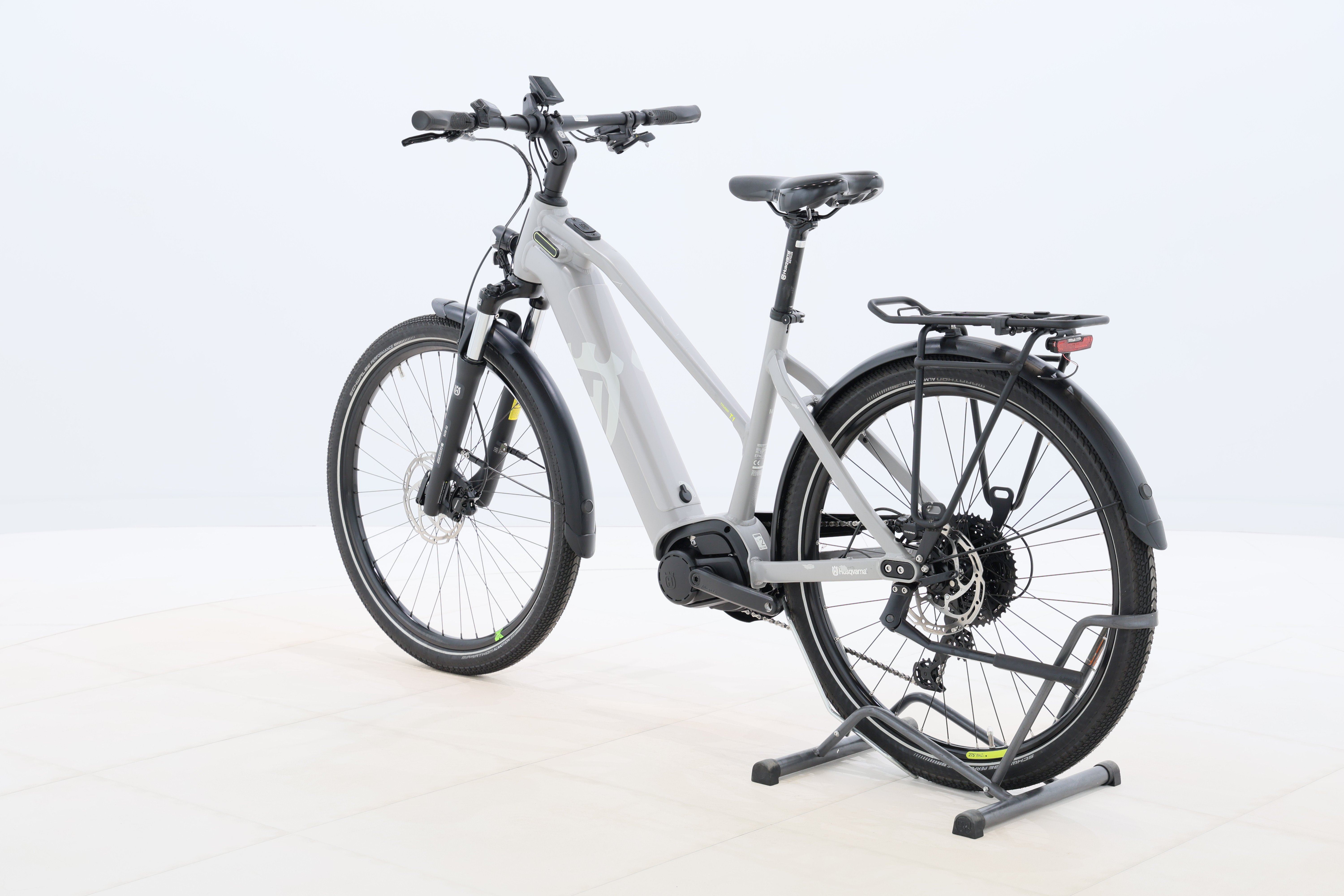 b2e3d27b-f80d-4129-a8be-a1a88e12e9d9