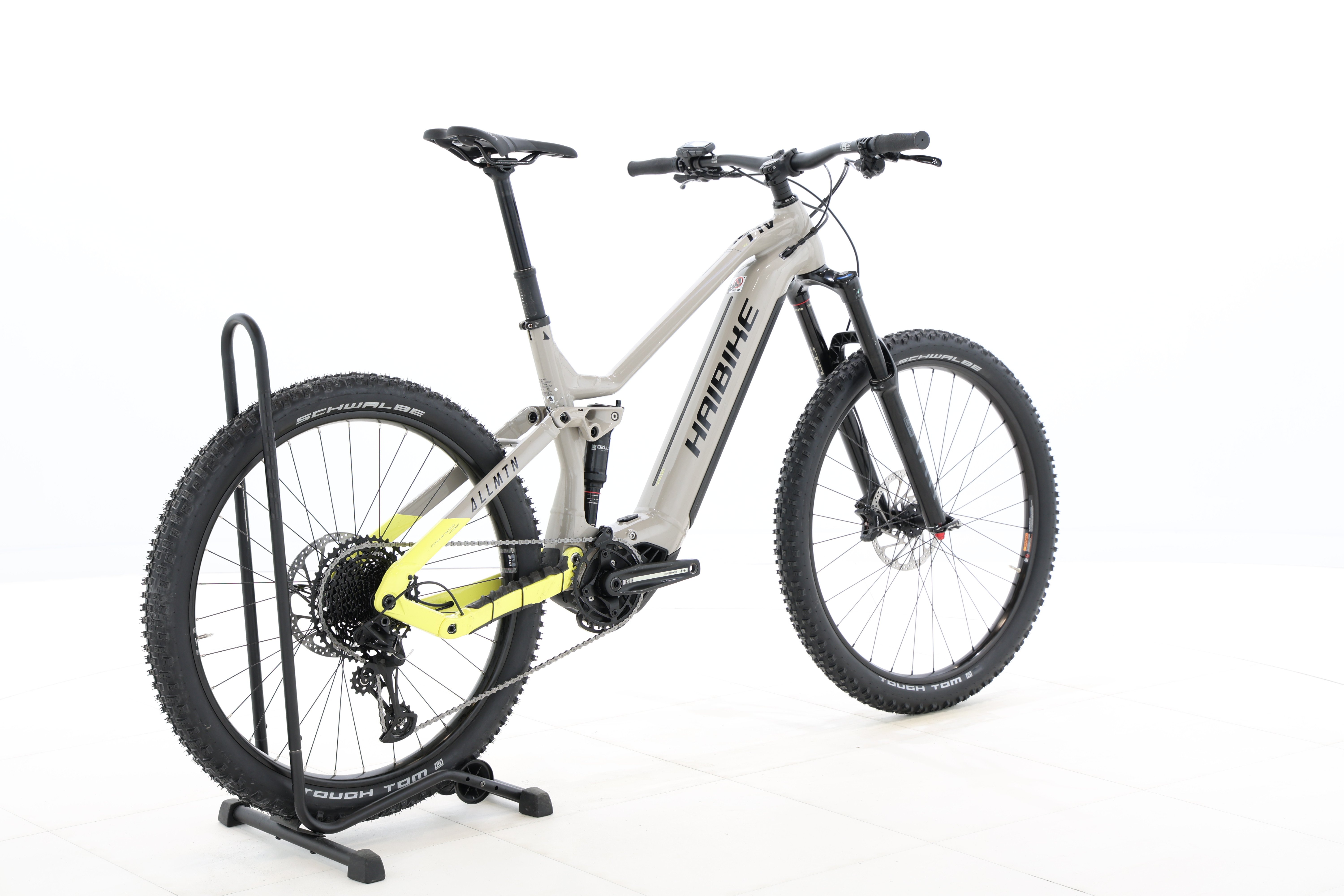 405b13b2-0b3e-4c30-bbb2-d4976af51b3d