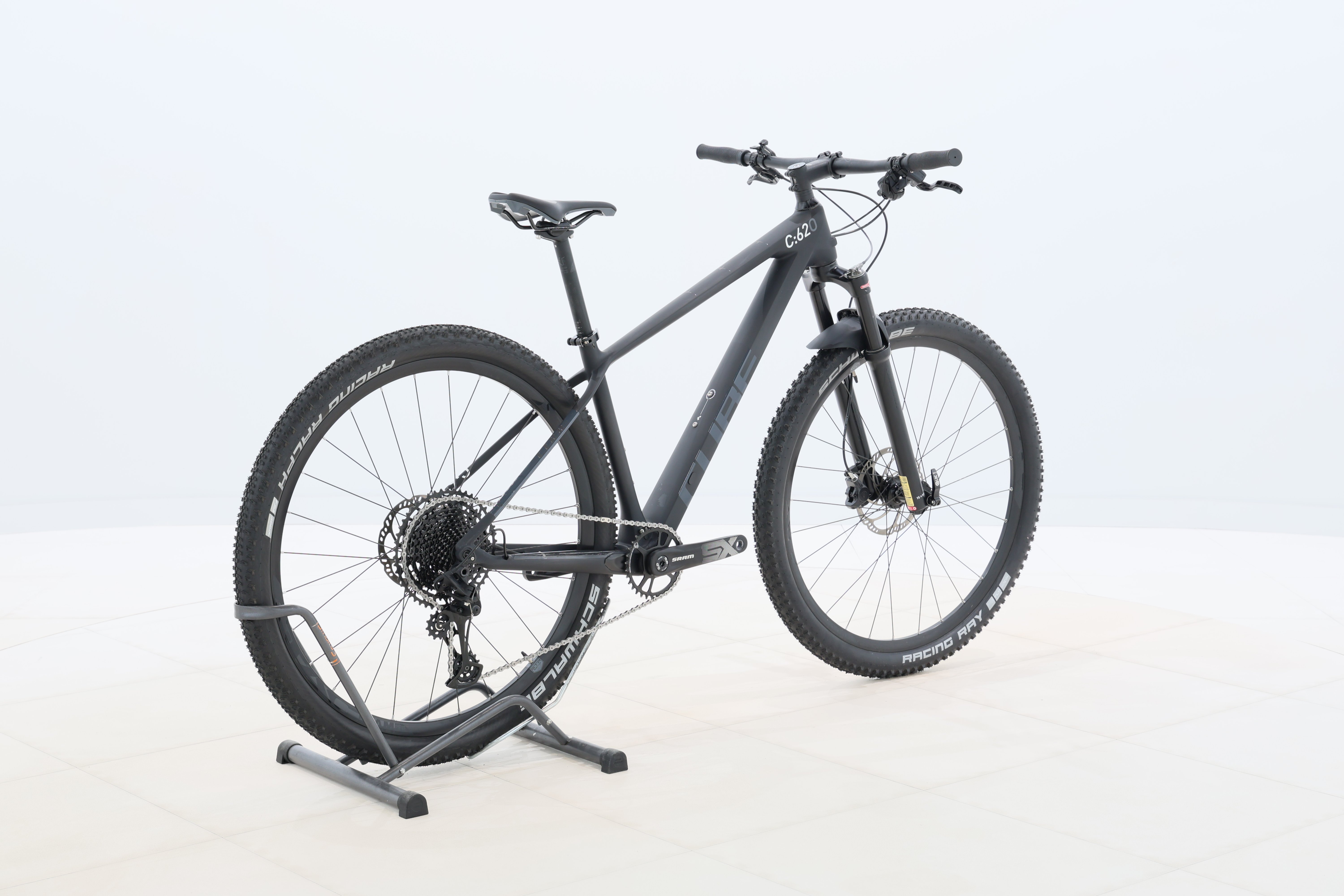 36b52e4e-66d8-43a4-b96b-fd6b24946768