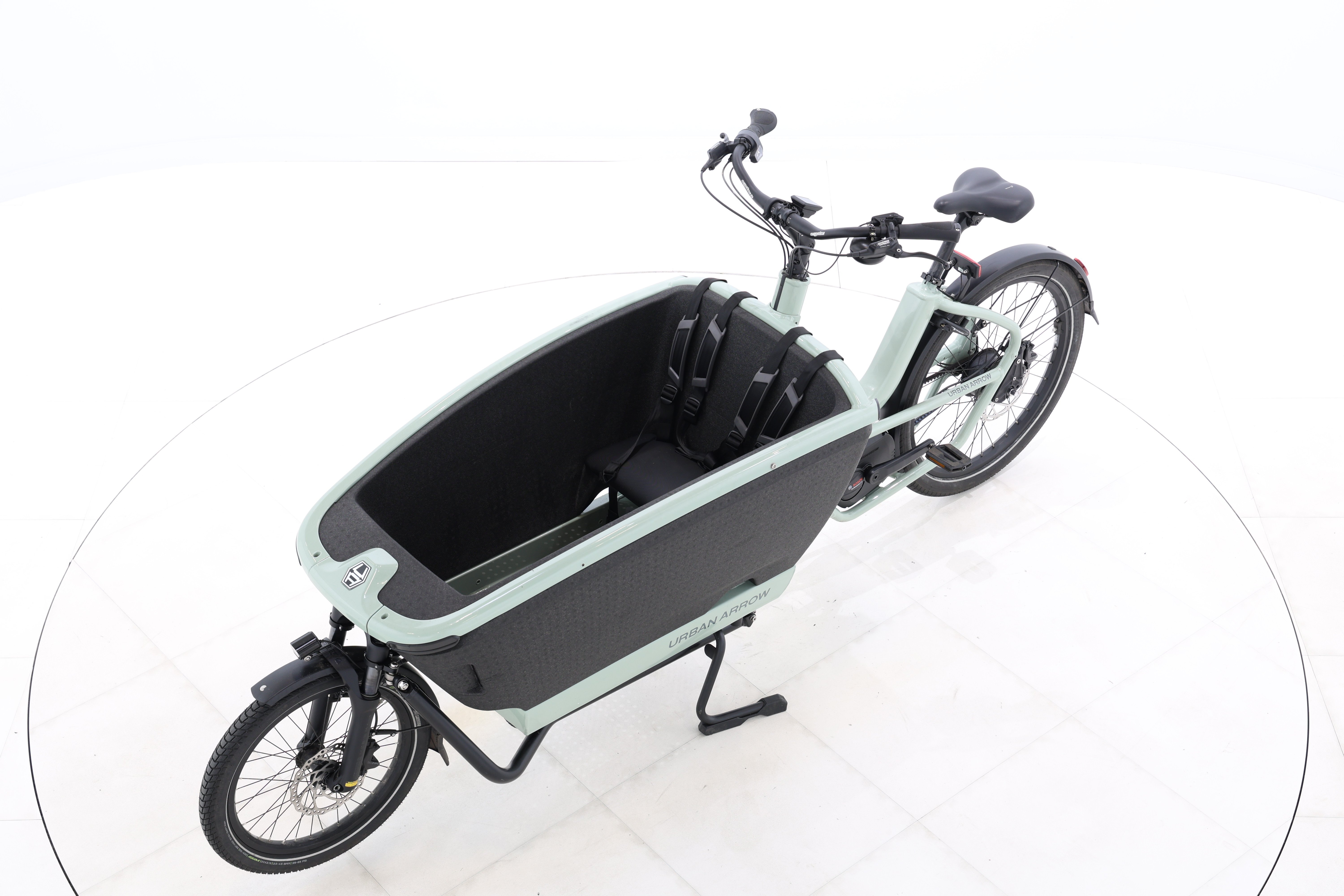 79802805-8d56-47d3-88f5-b032f3e07573