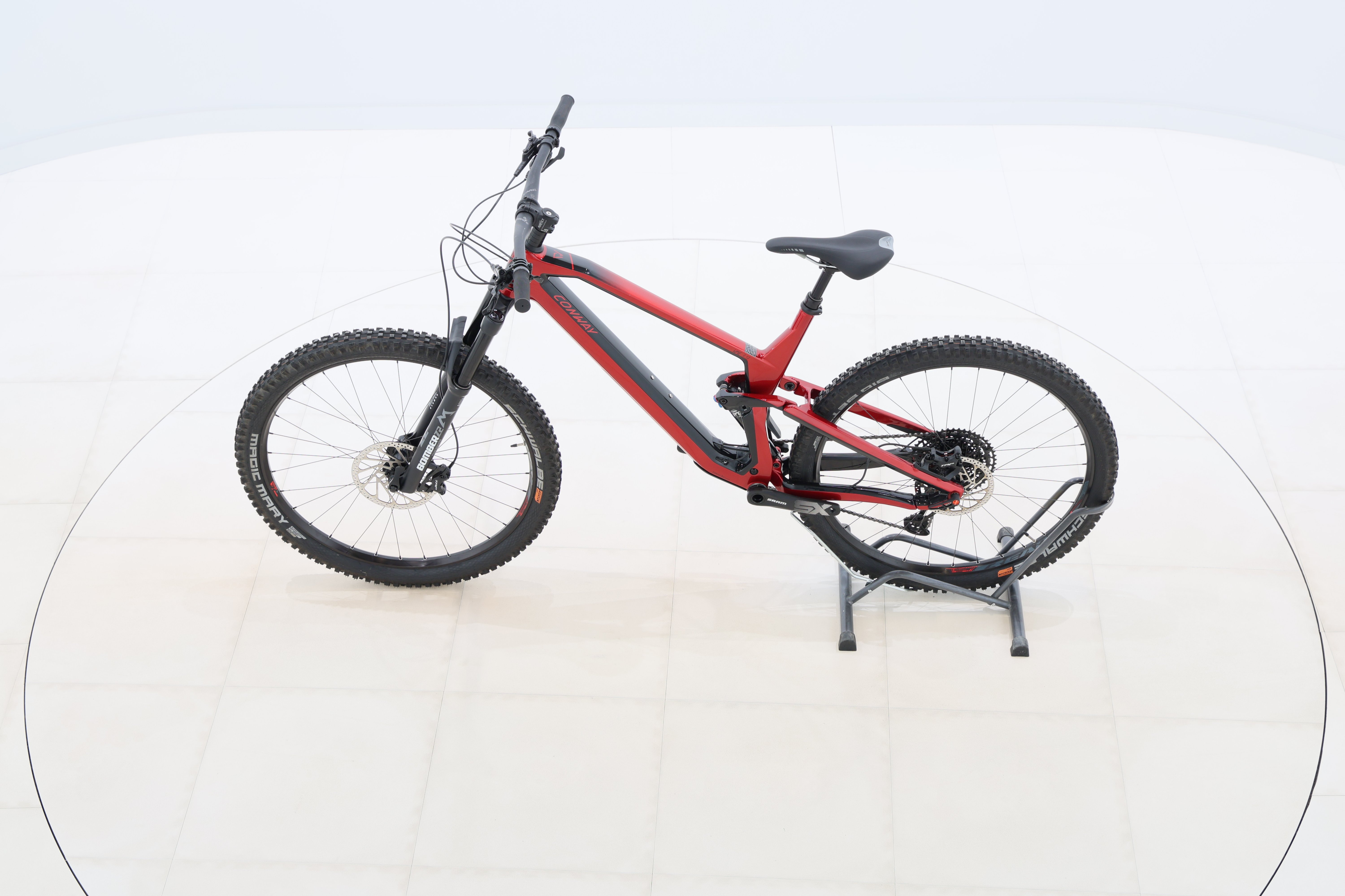 0f8aa53a-6333-4e8f-a3a9-024621e0f8b6