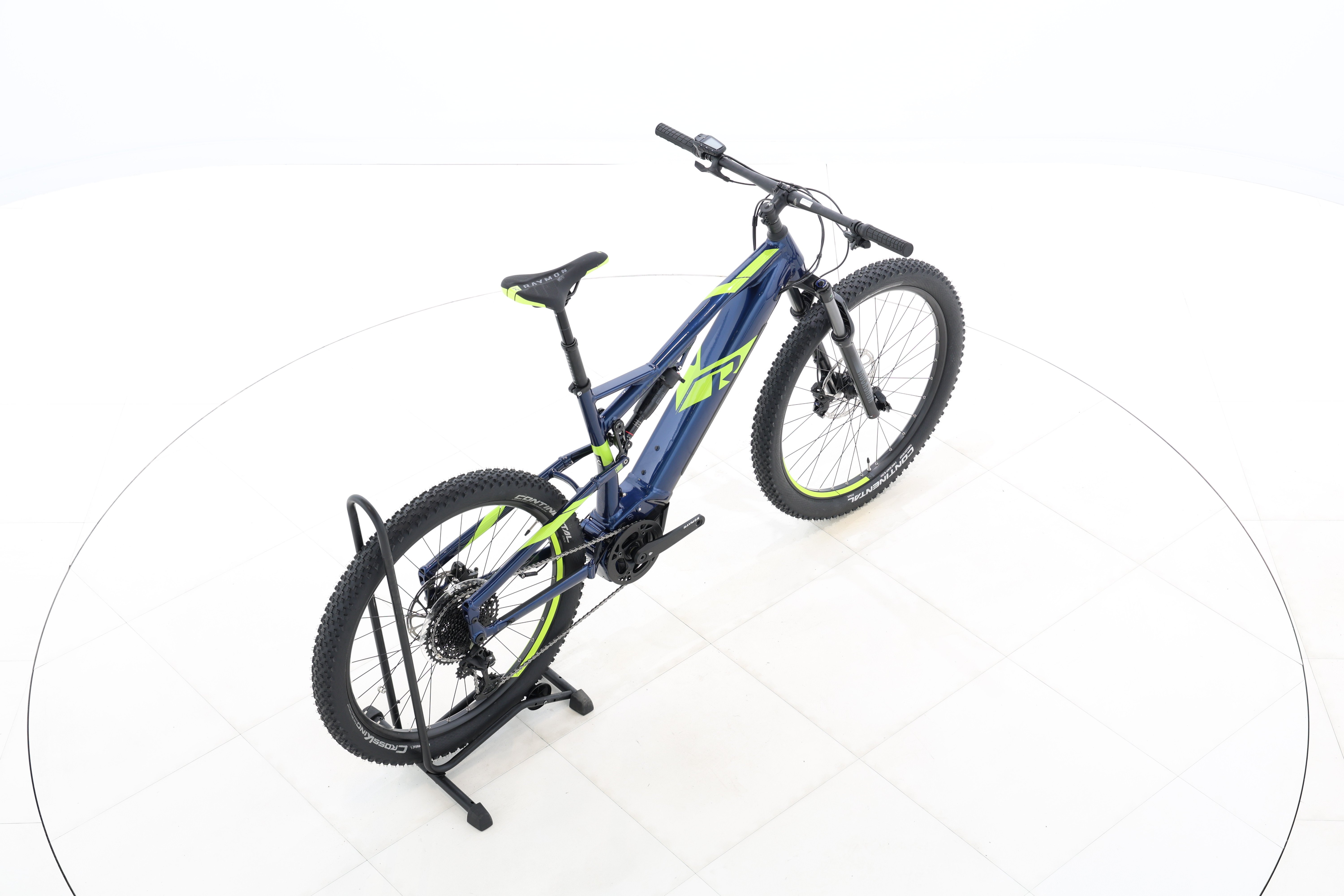 2096d022-ac13-41d6-af67-07e3f74045fc