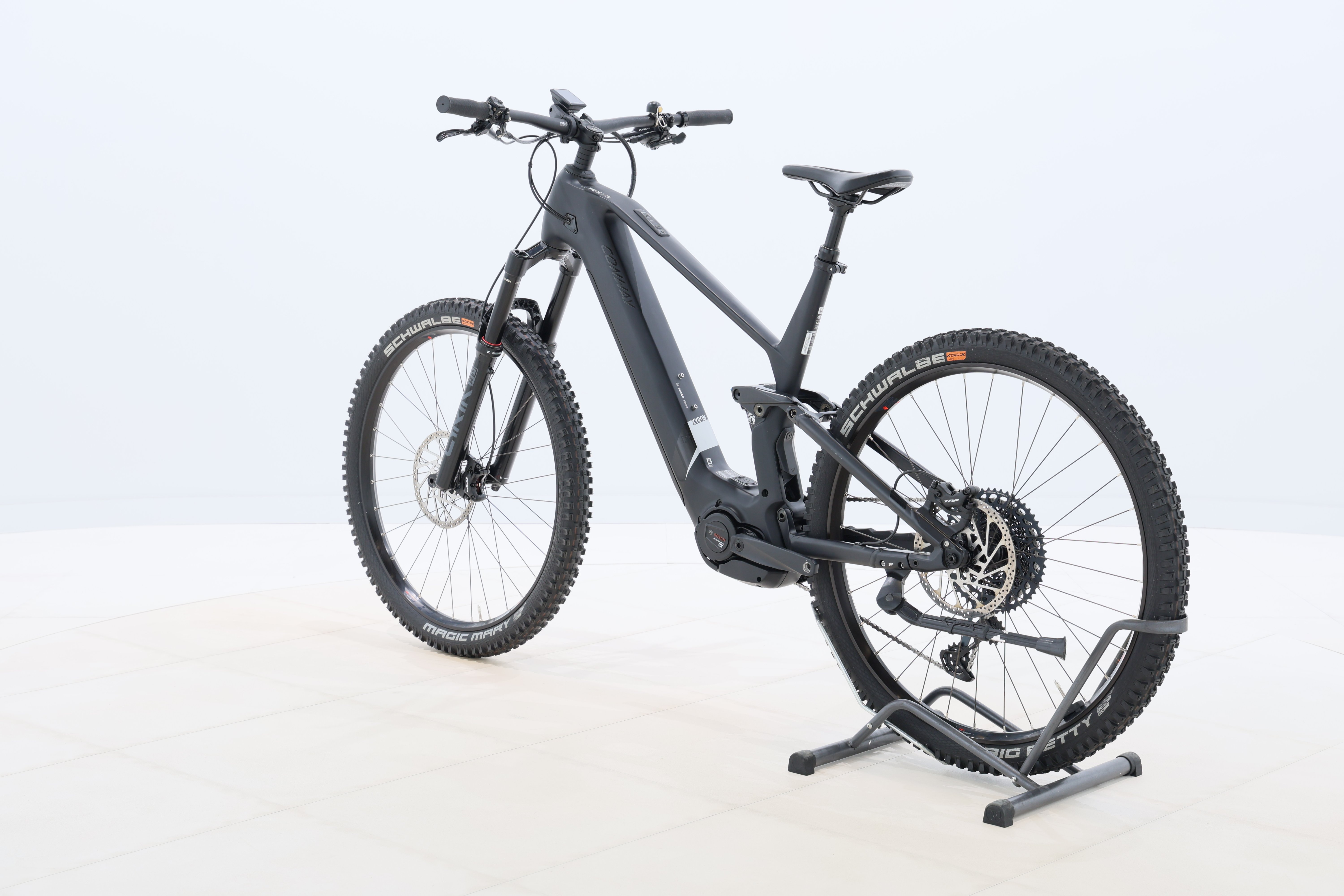 7e8899e2-4ef4-4ce8-945c-9b1a2a004d42