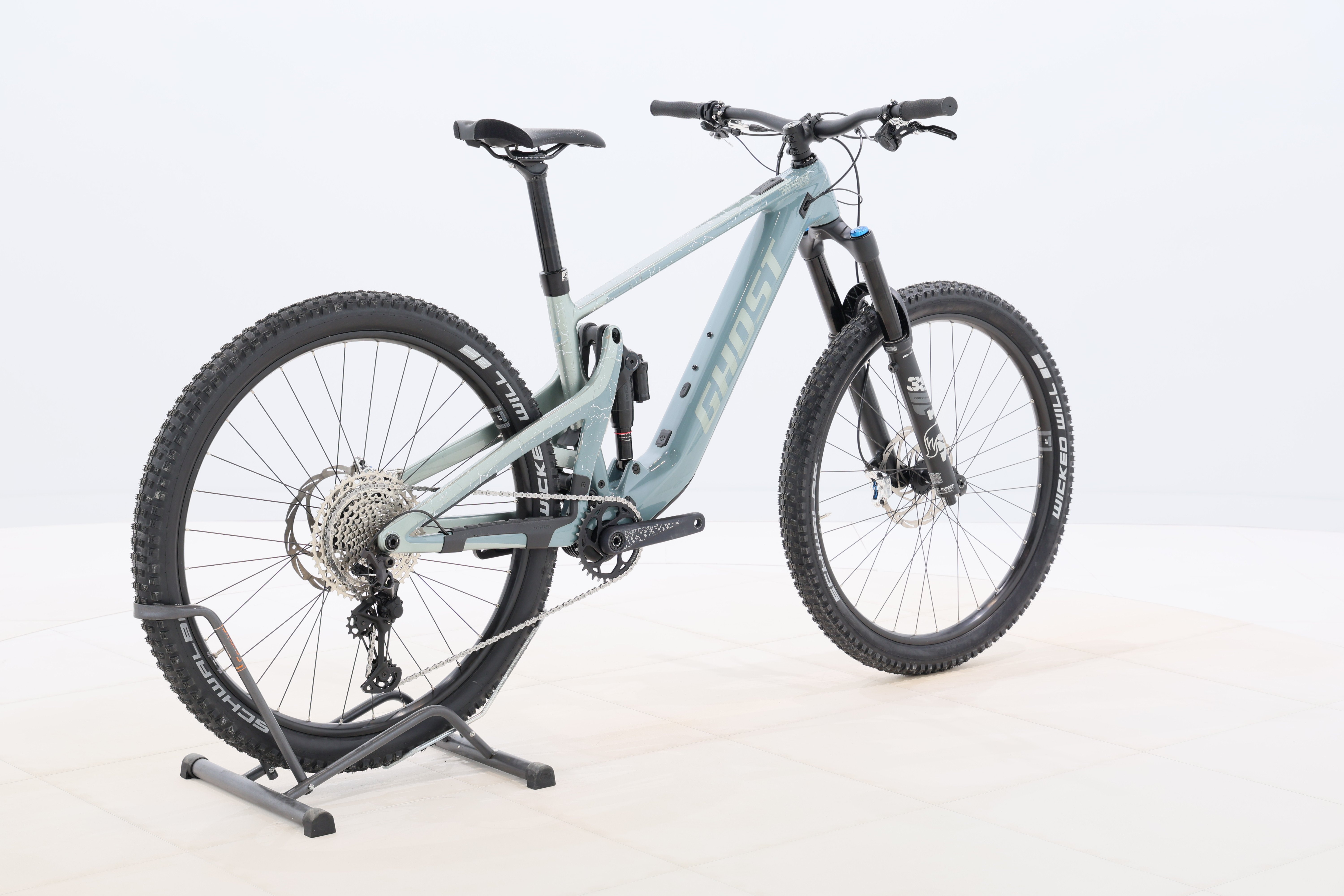 ff157f91-31c3-4948-b5d5-2803cbebe0ea