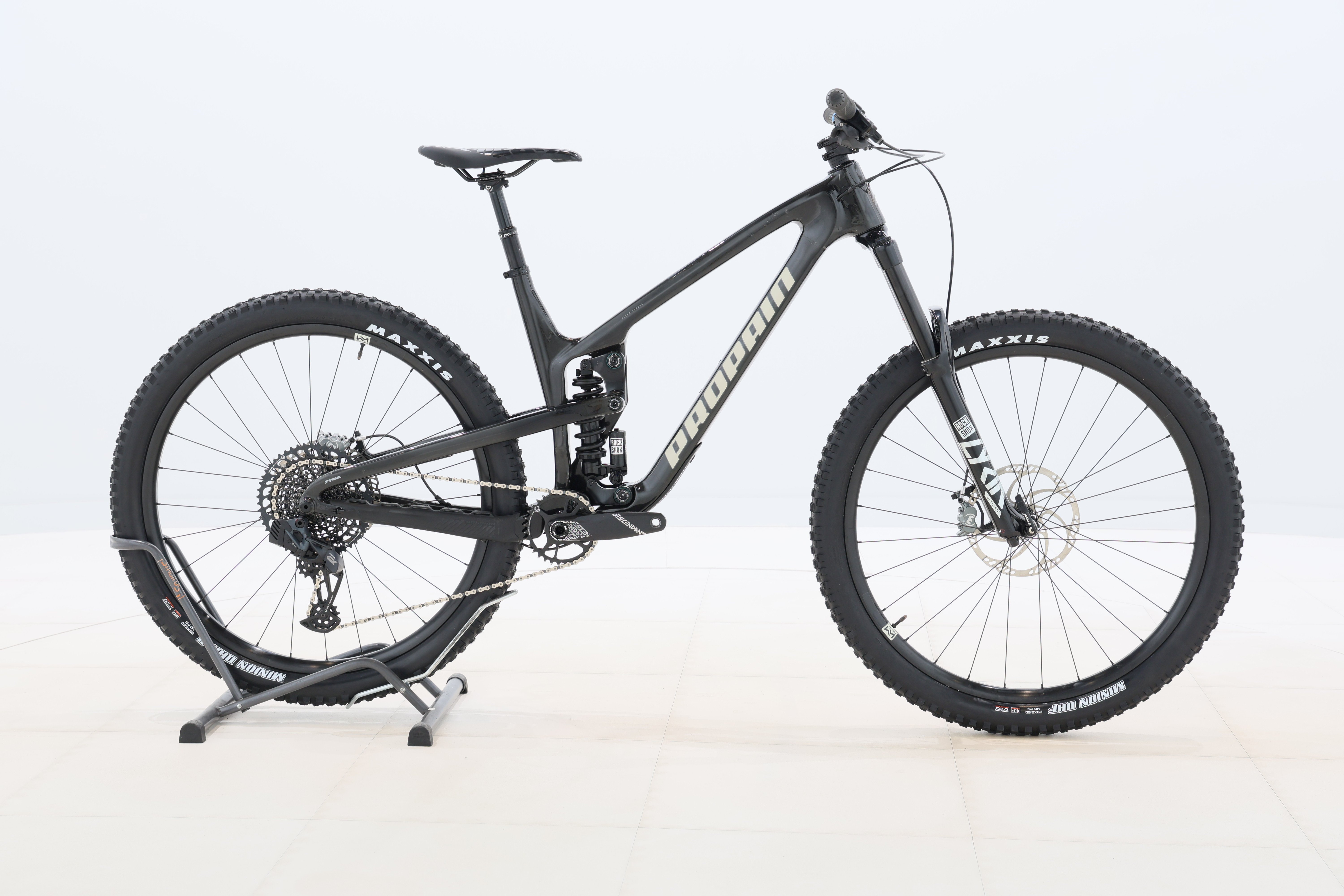 d06e3209-7d03-4c27-9bc9-8682f22fc76e