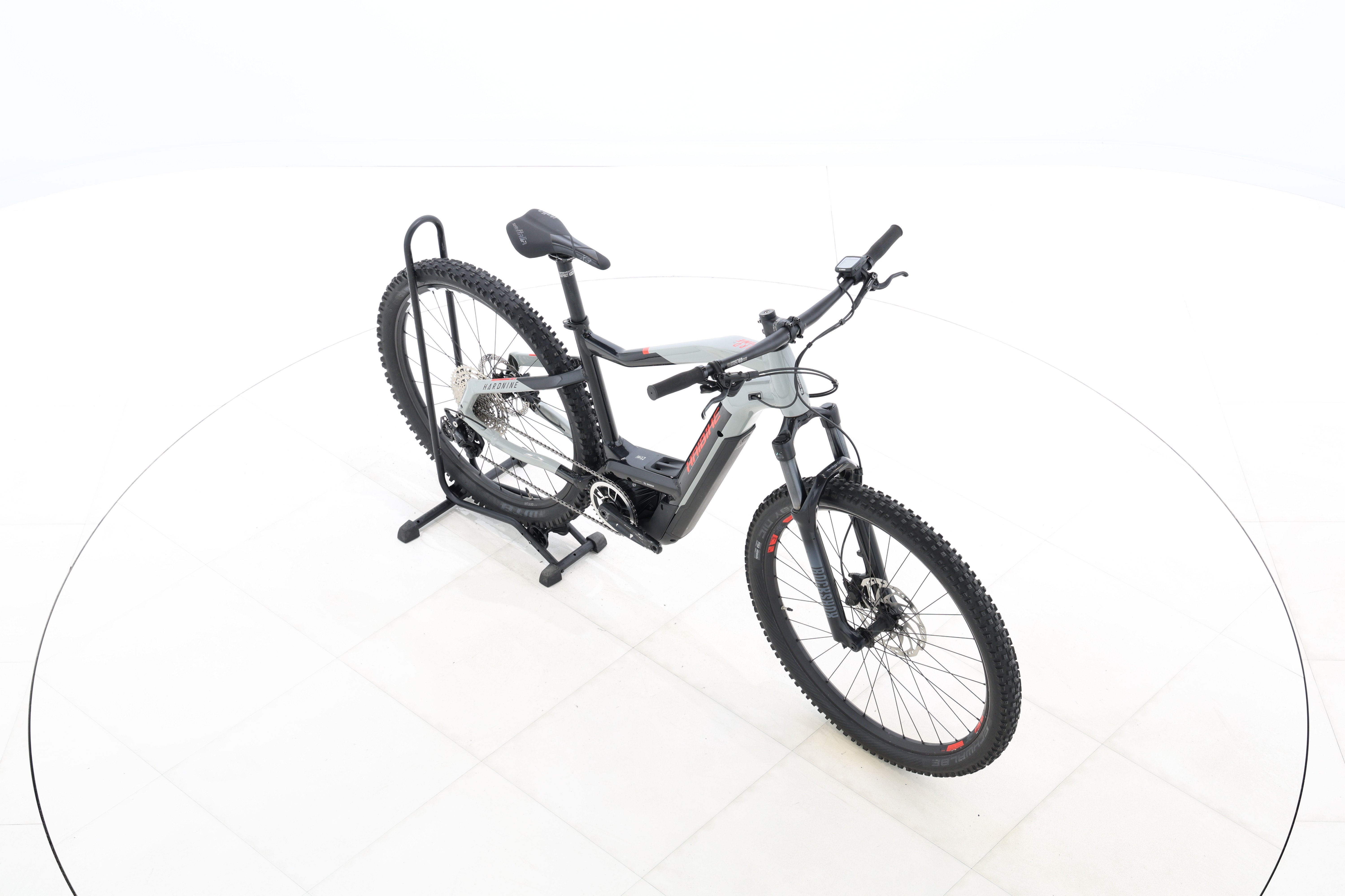 03a1c8b1-6c82-4f8e-8dd1-bb068263e76a