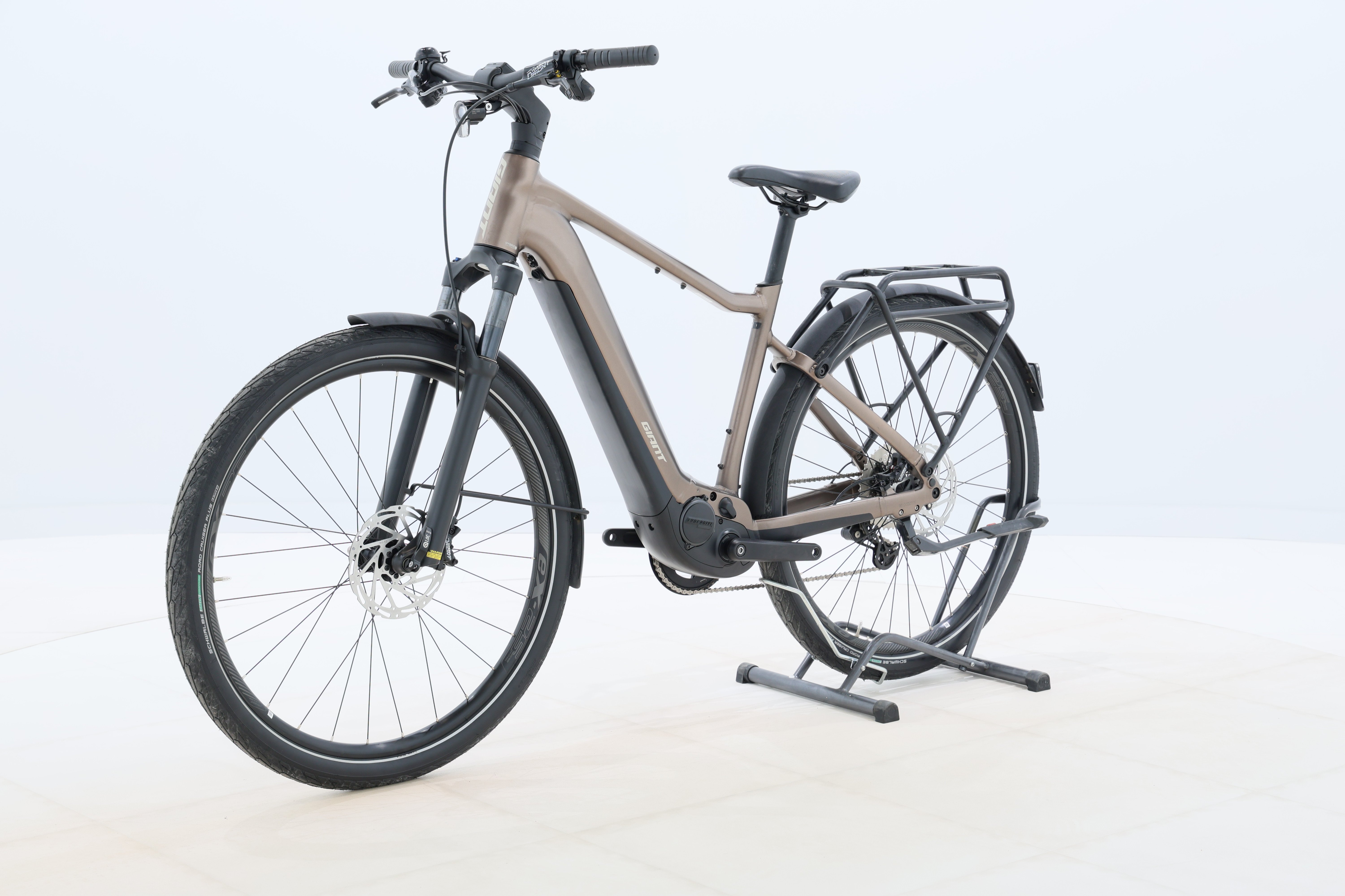 f8d18bdb-0331-4cd2-9c63-46391a56e816