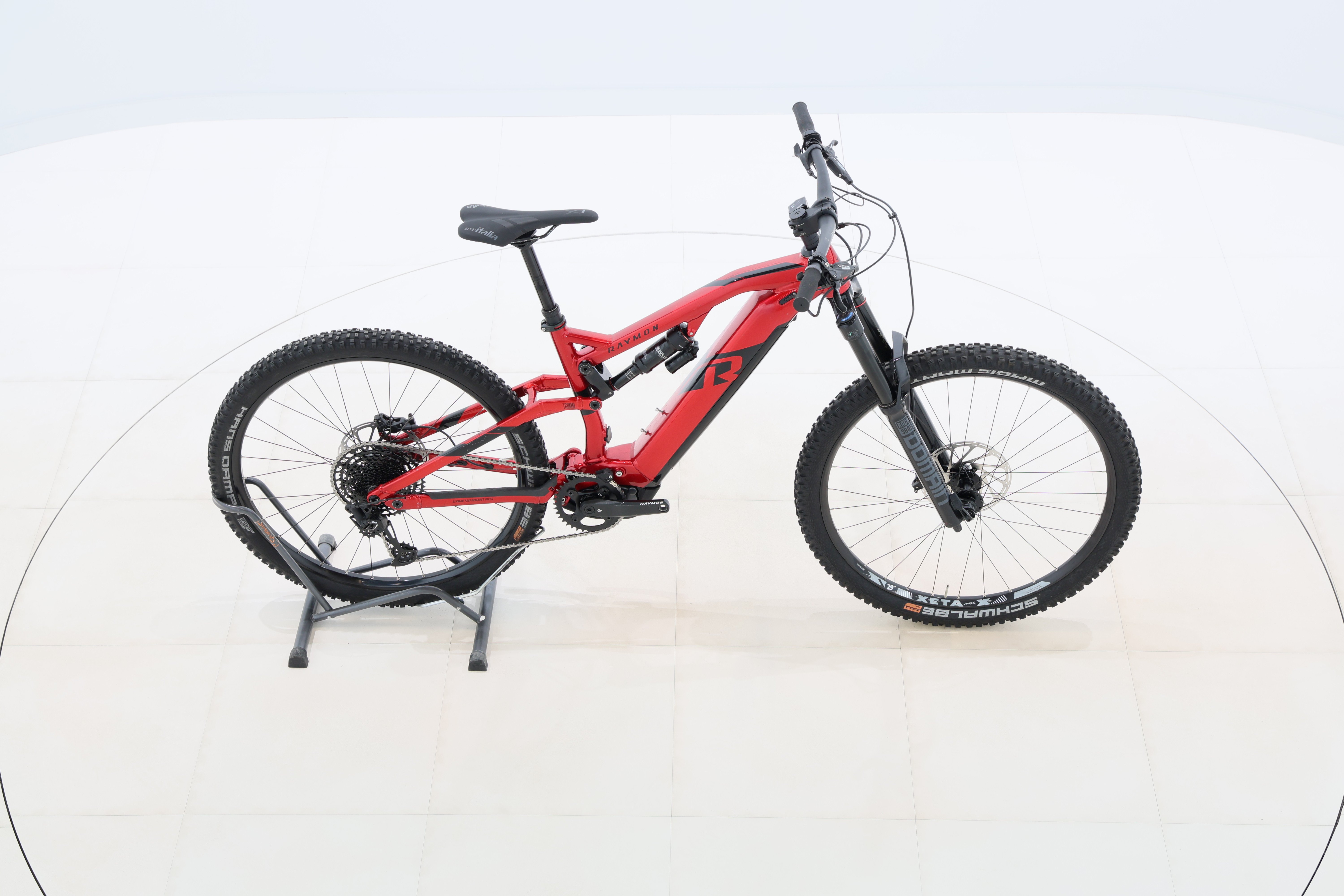 ce3f163a-49b7-4ded-83e6-8a8f08198e2c