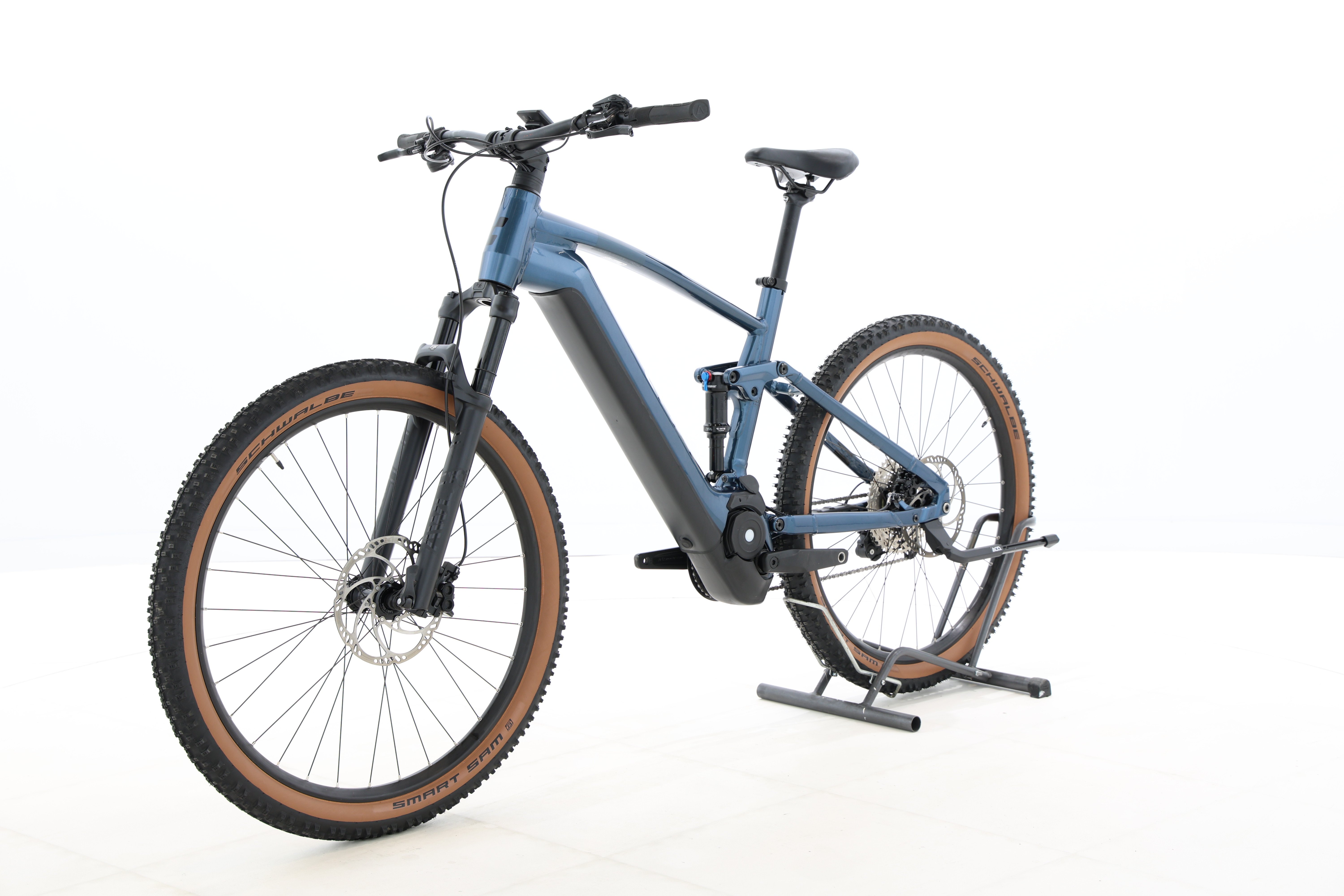 a944f3d2-56b3-4034-9879-b4a9a48b0b5b