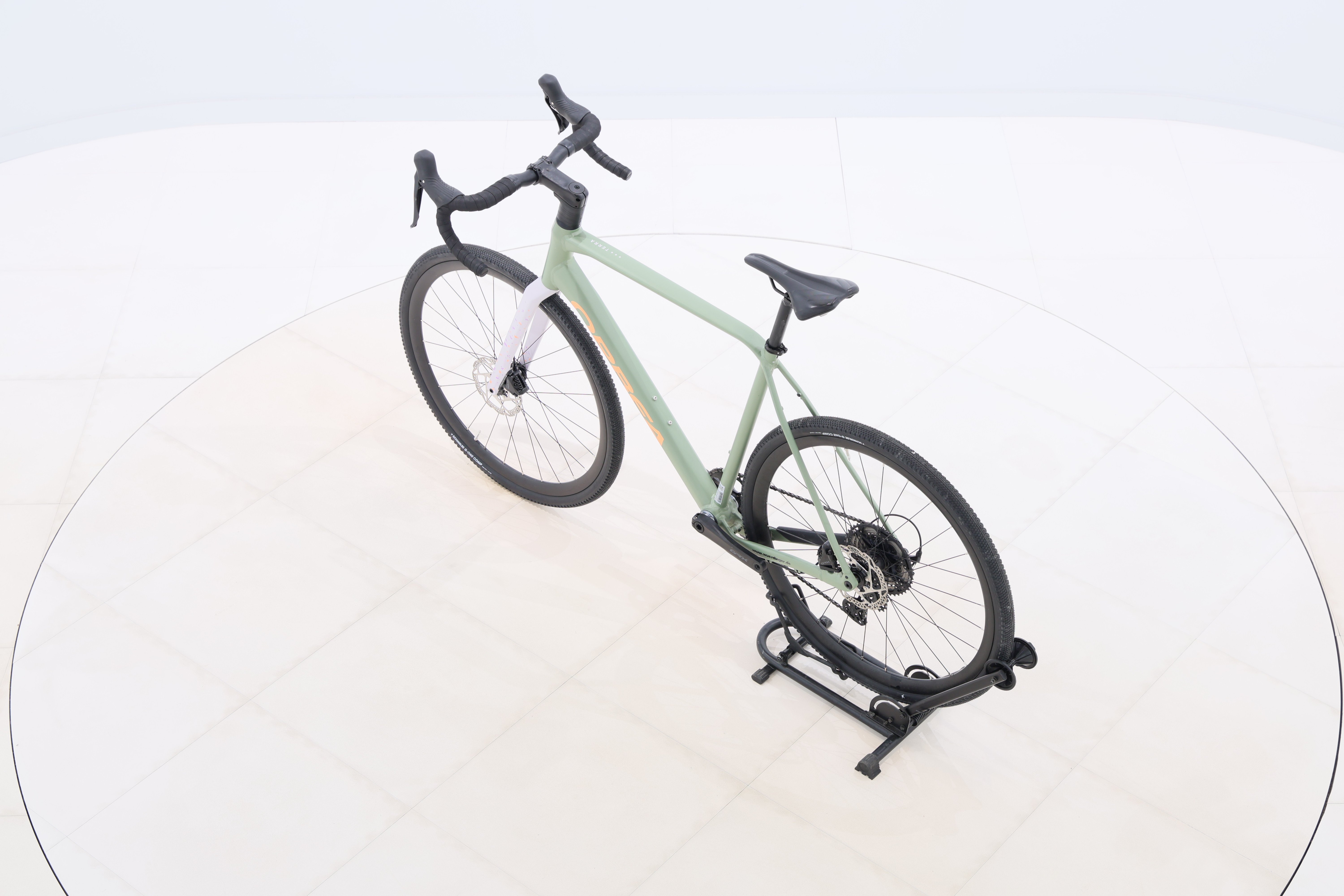 92654191-72b8-40f3-a874-e59d50e8b1ca