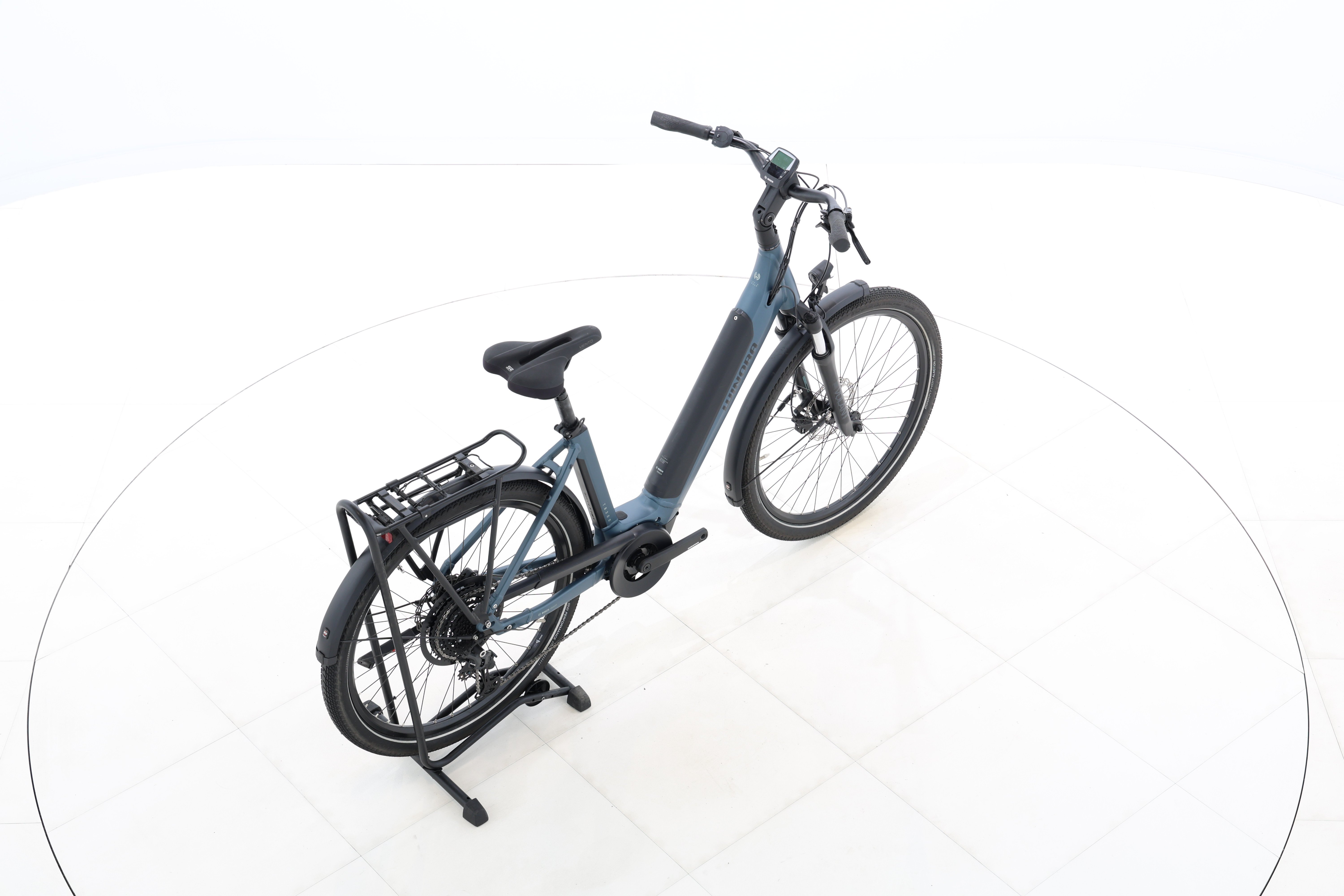 0d7c8cdd-fcad-47d8-954a-a62eb3f7f373