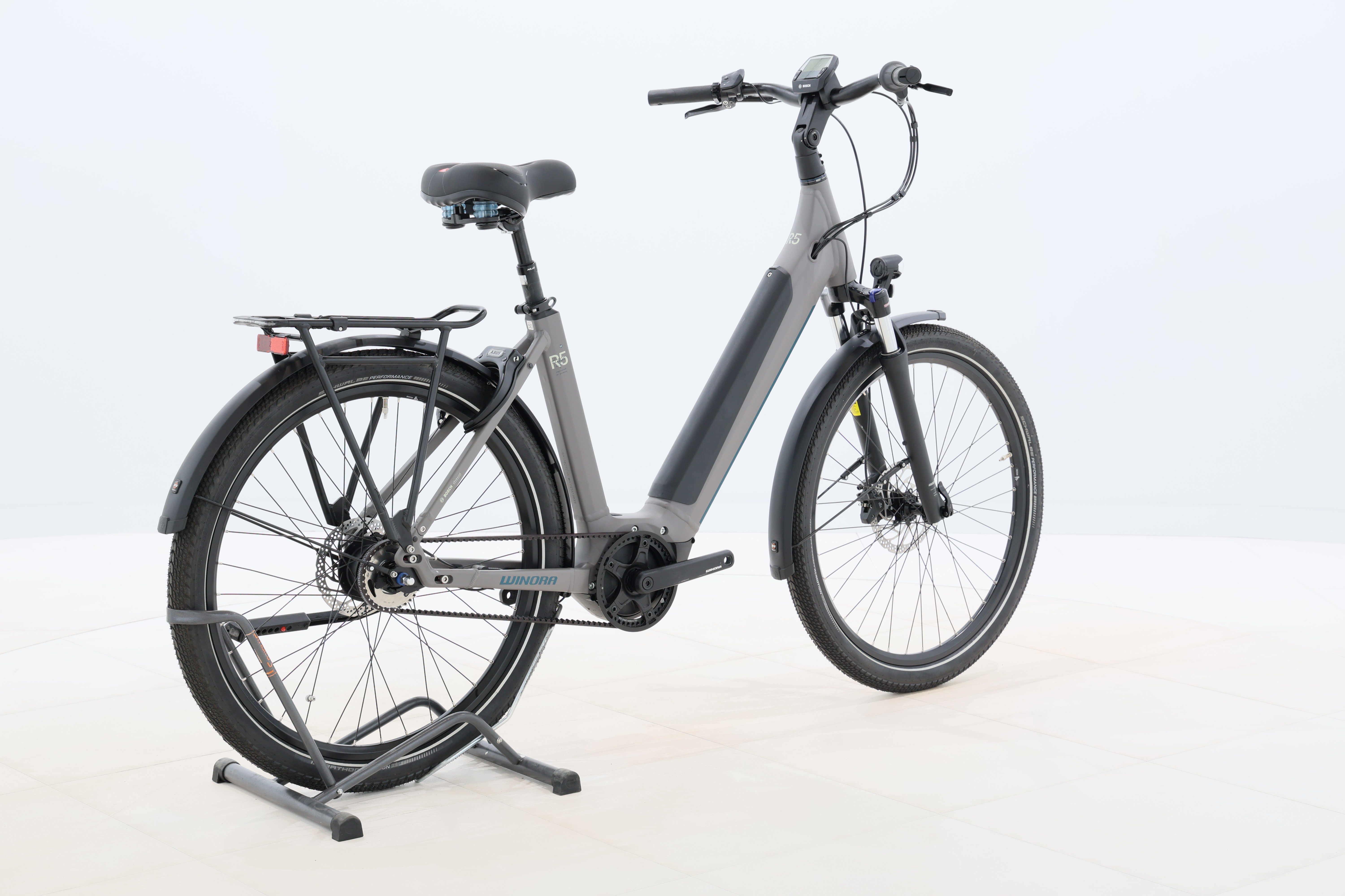 5b6555a4-9651-4498-abff-673abc258443