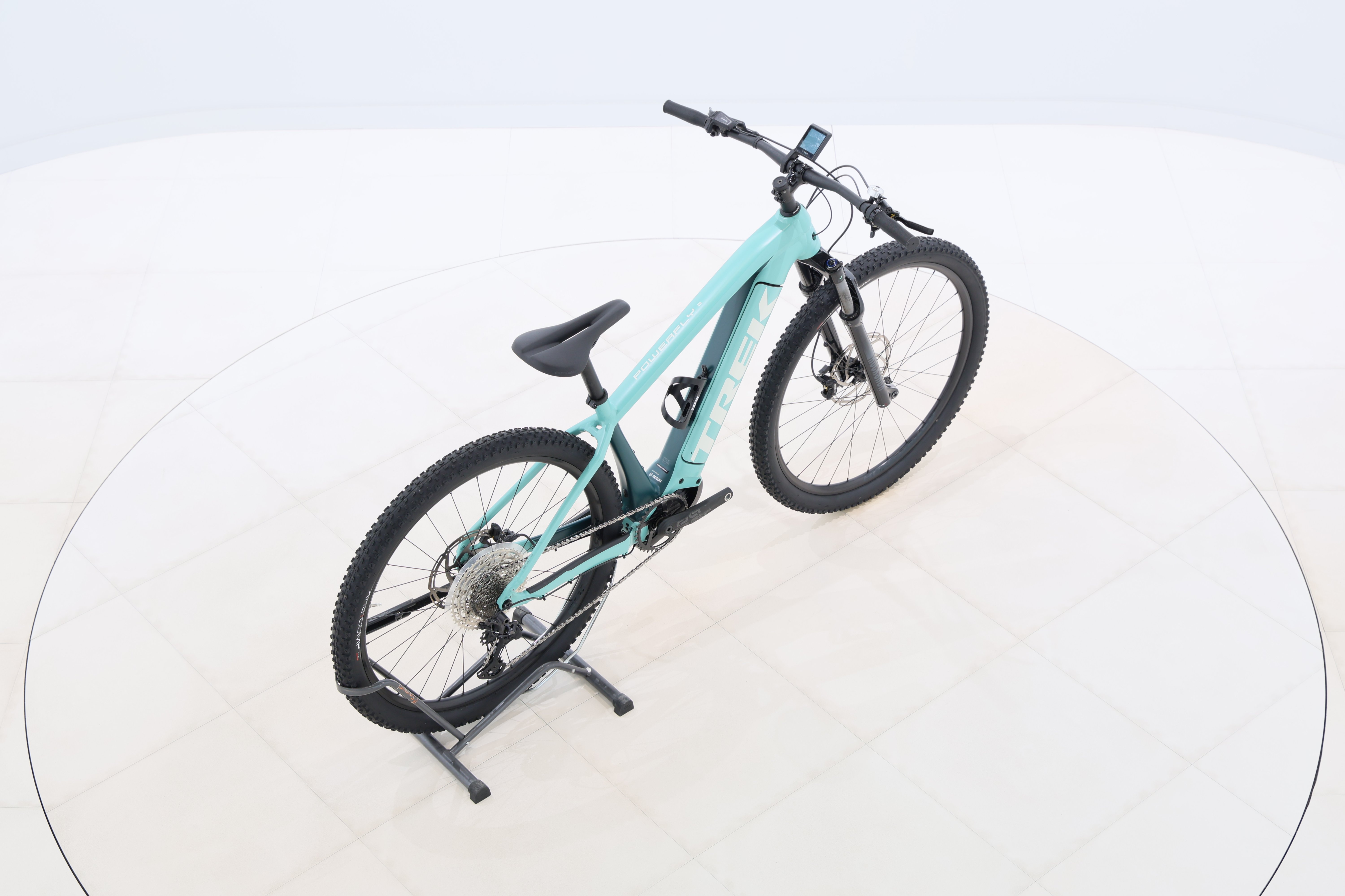 87610f3b-b493-4c6d-ba17-e7e926499e12